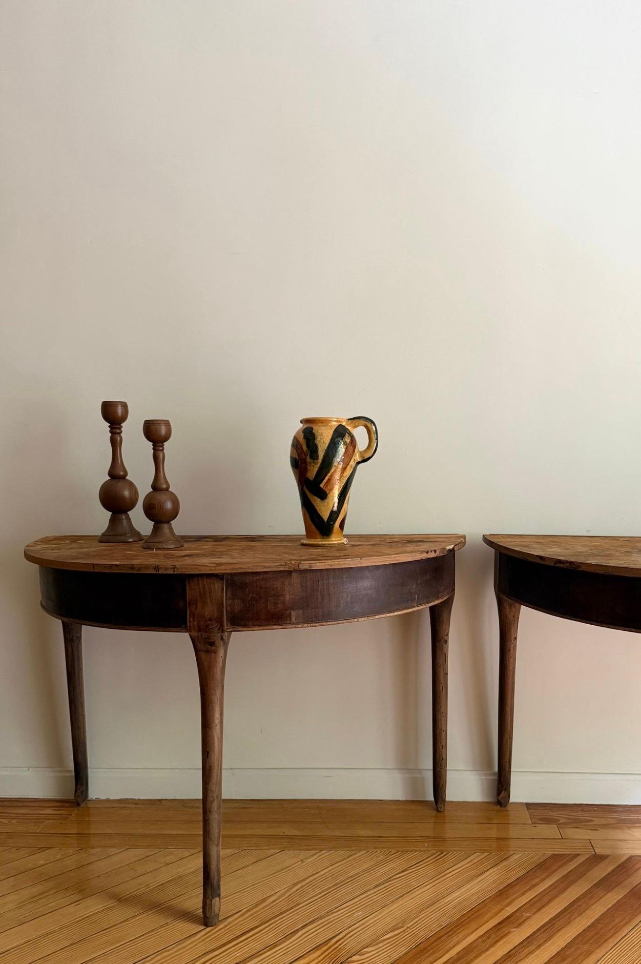 Pair of French Consoles In Fair Condition For Sale In MADRID, ES