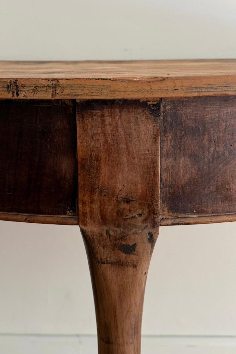 Early 19th Century Pair of French Consoles For Sale