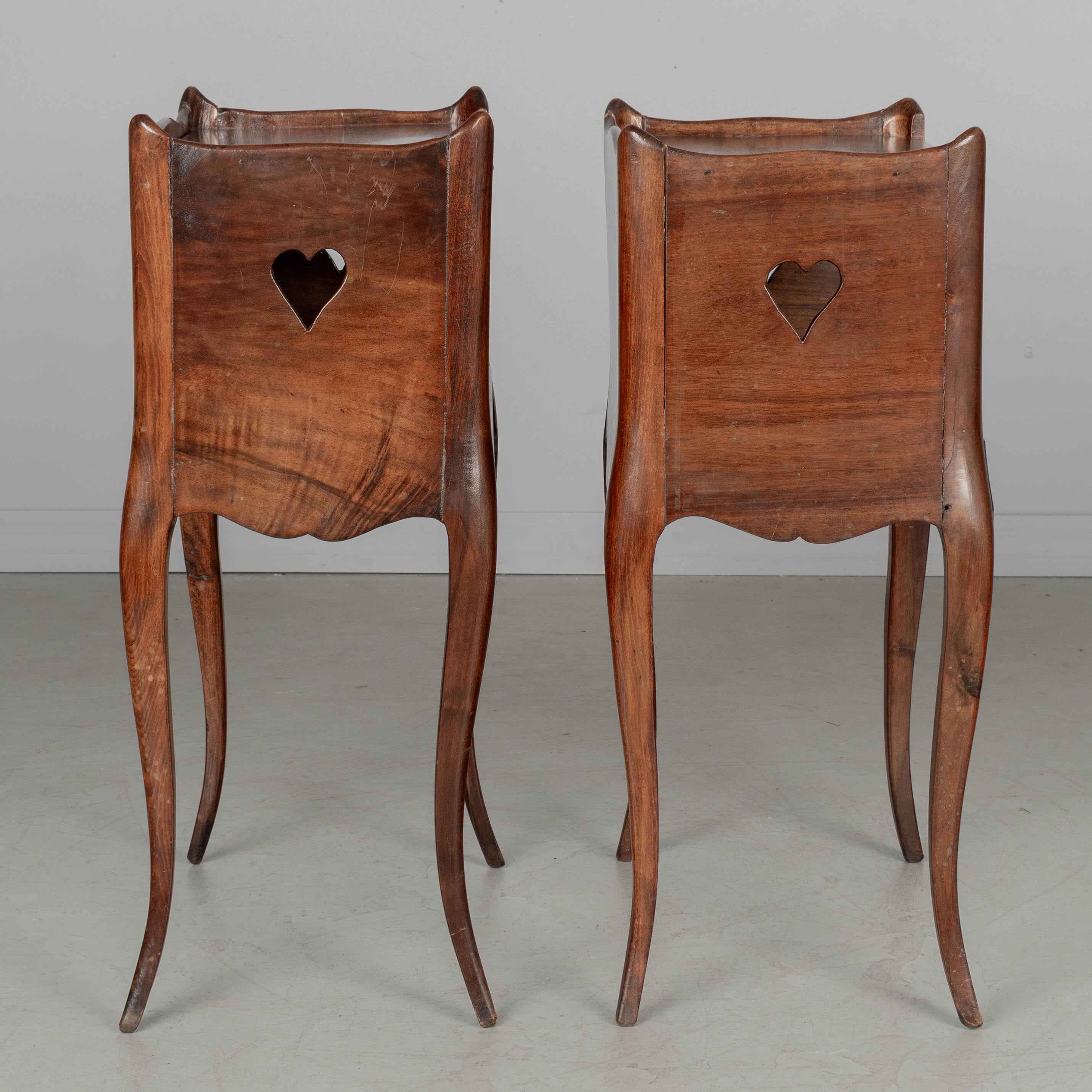 Pair of French Country Louis XV Style Nightstands For Sale 1