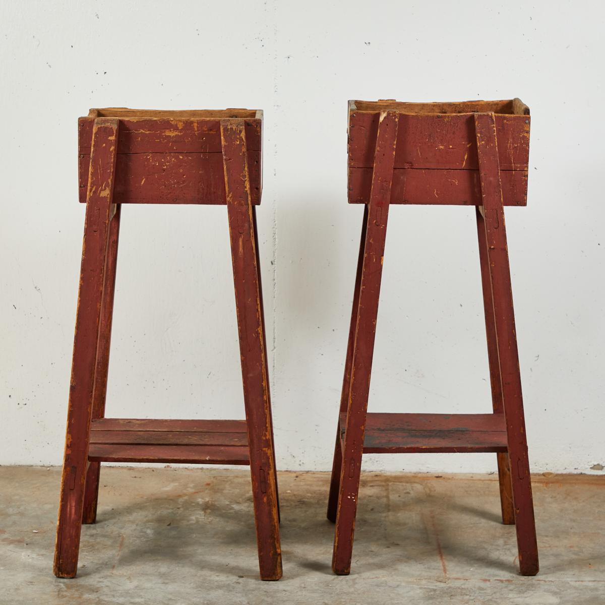 20th Century Pair of French Country Red Painted Wooden Planters on Long Splayed Legs