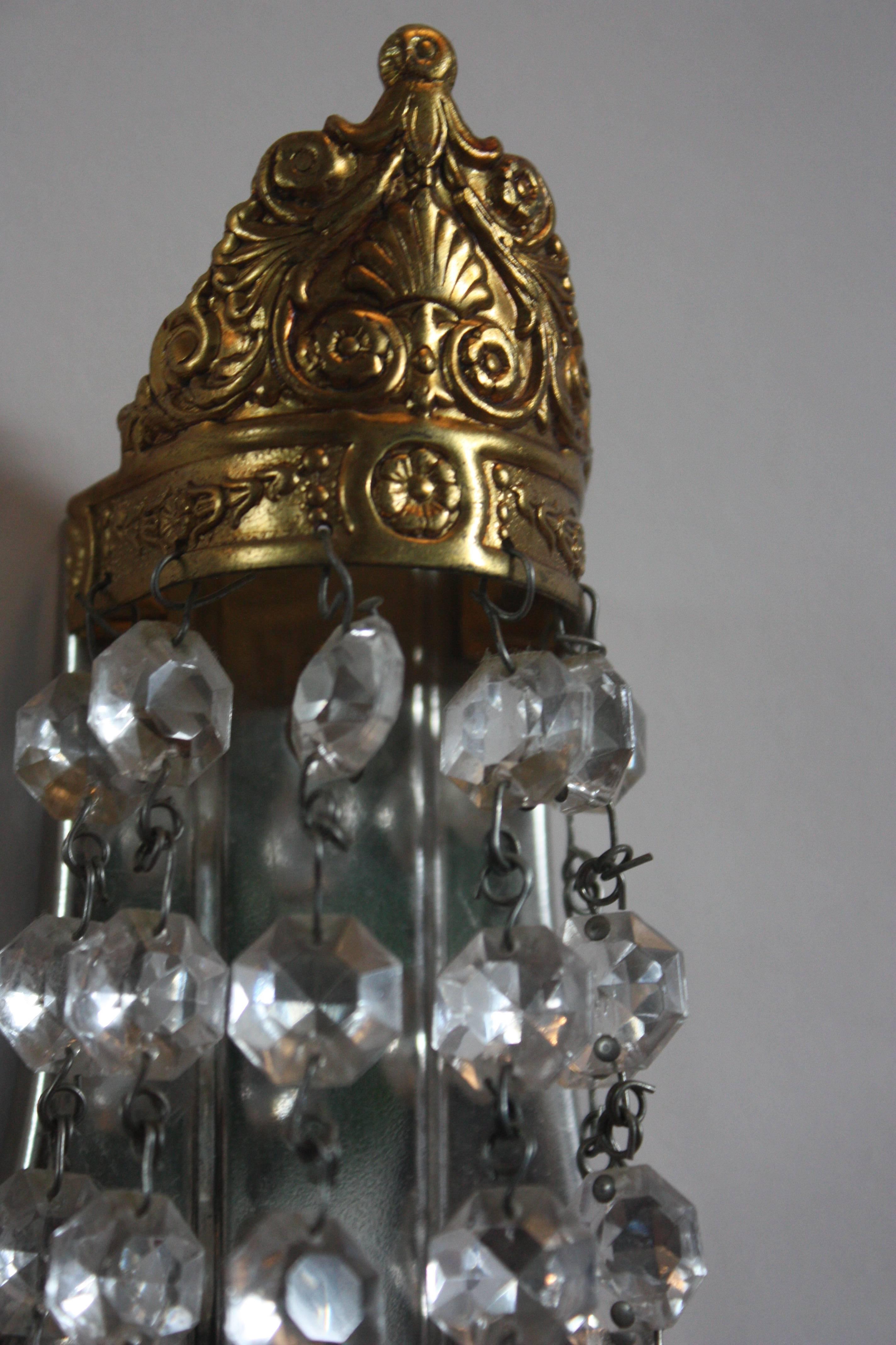 Pair of French Crystal and Brass Wall Sconces, circa 1930s In Good Condition In Wiesbaden, Hessen