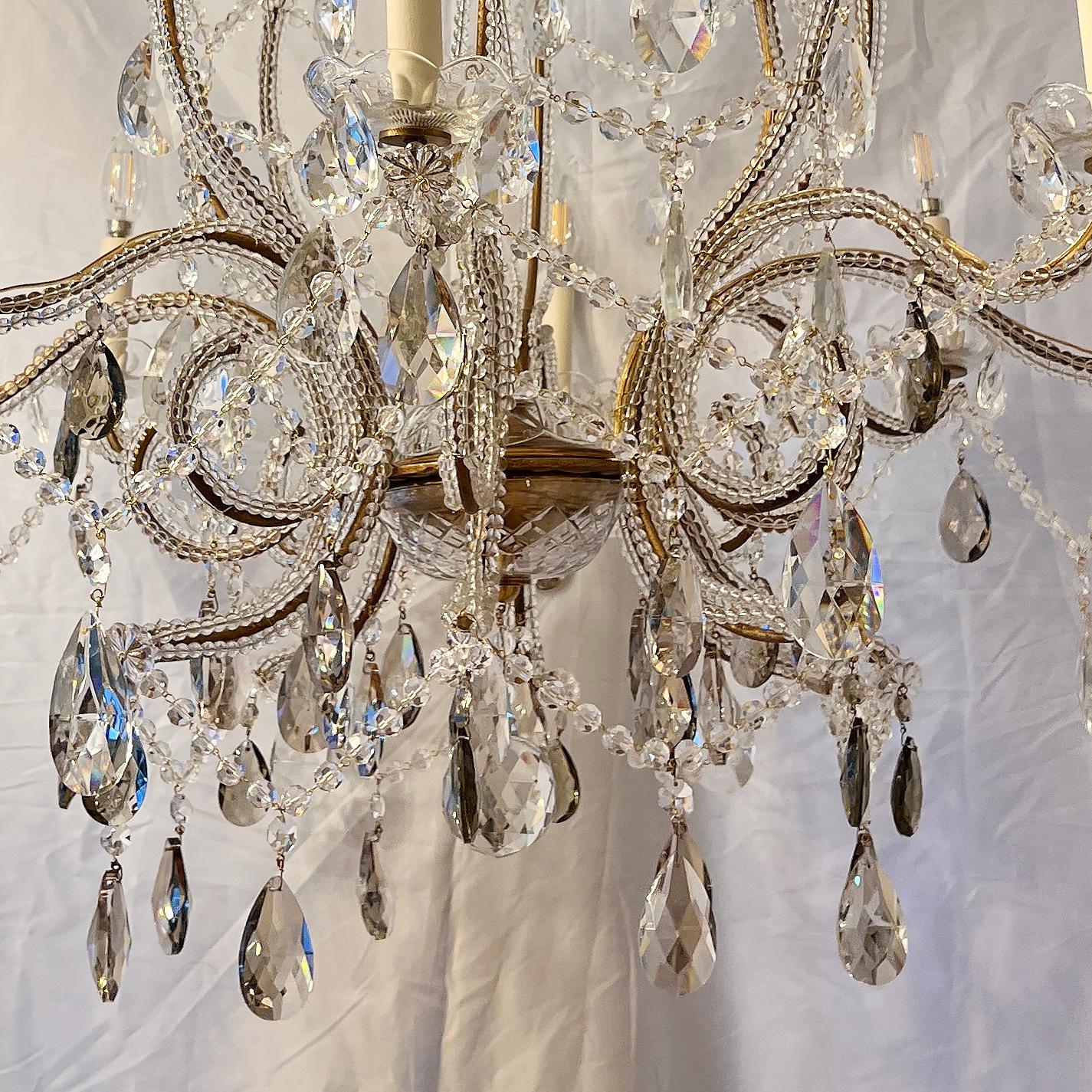 Paar französische Kristall-Kronleuchter, einzeln verkauft (Mitte des 20. Jahrhunderts) im Angebot