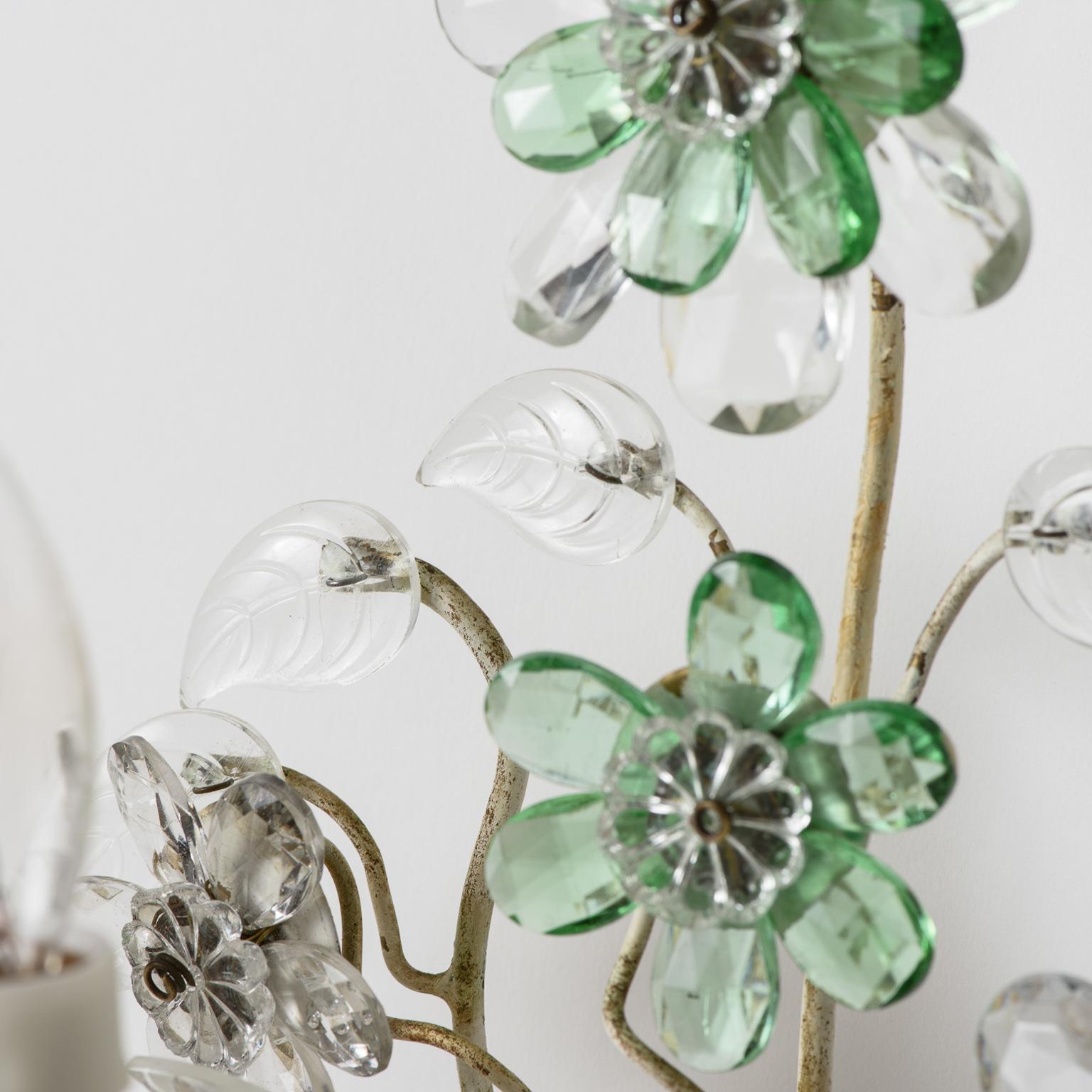 20th Century Pair of French Crystal Flowers Sconces, circa 1940 For Sale