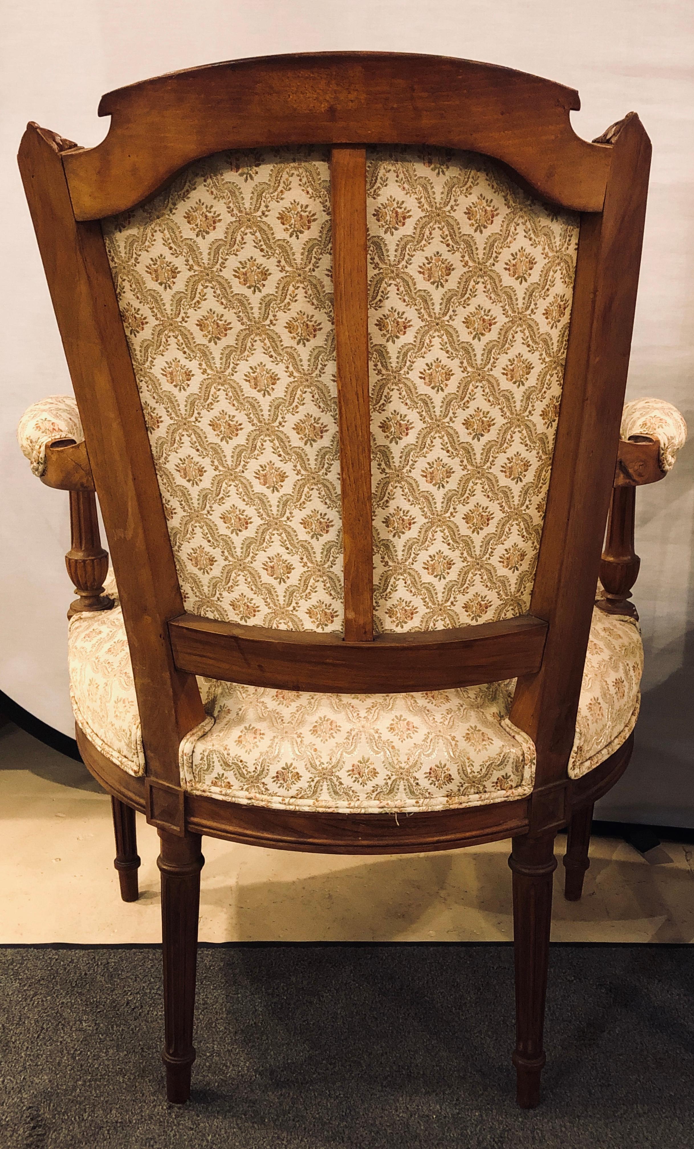 Pair of French Custom Louis XVI Style Carved Bergere, Office or Armchairs For Sale 4