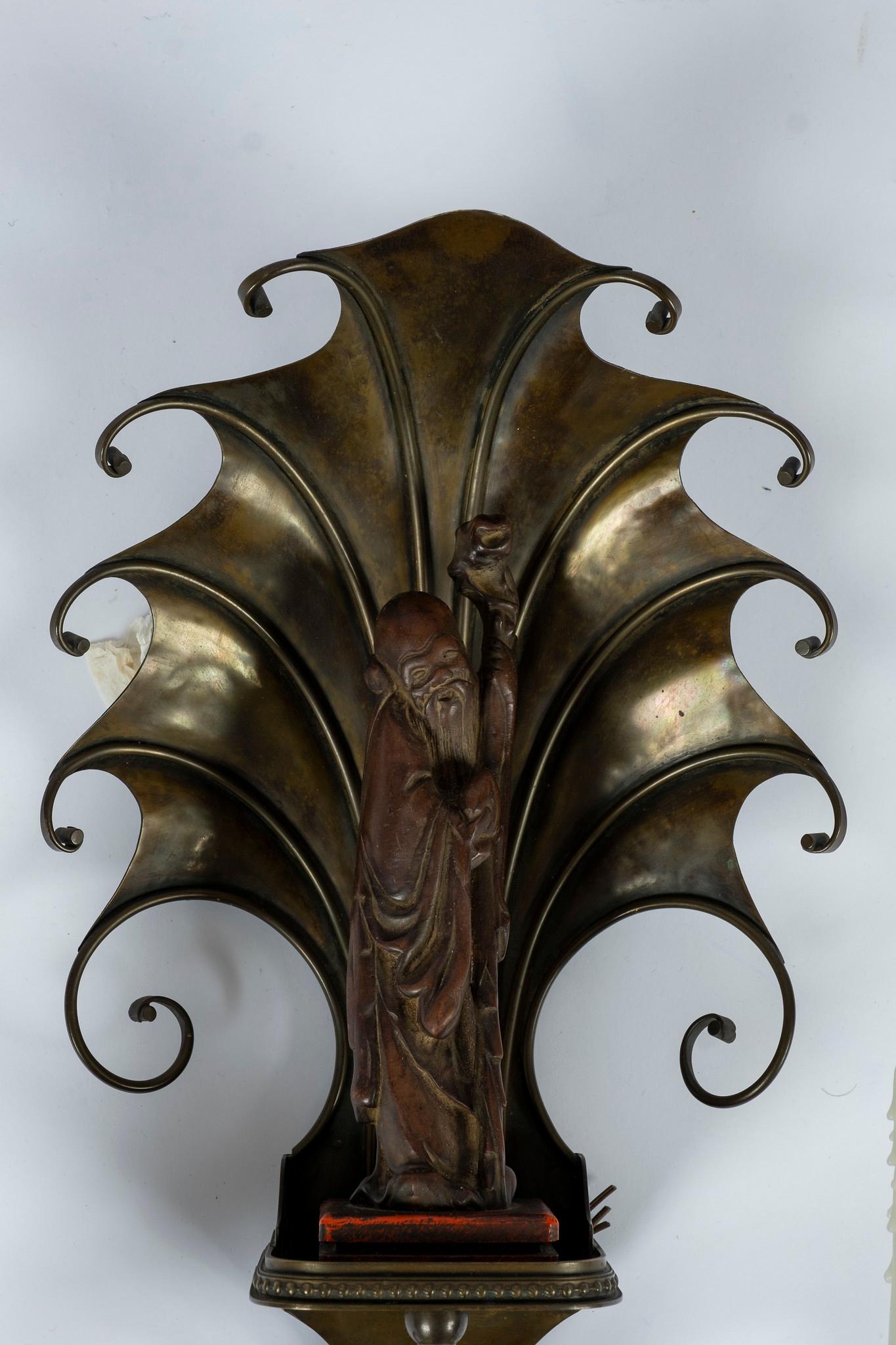 Art Déco Coppia di sconsigliere francesi déco in legno e bronzo a cineserie in vendita