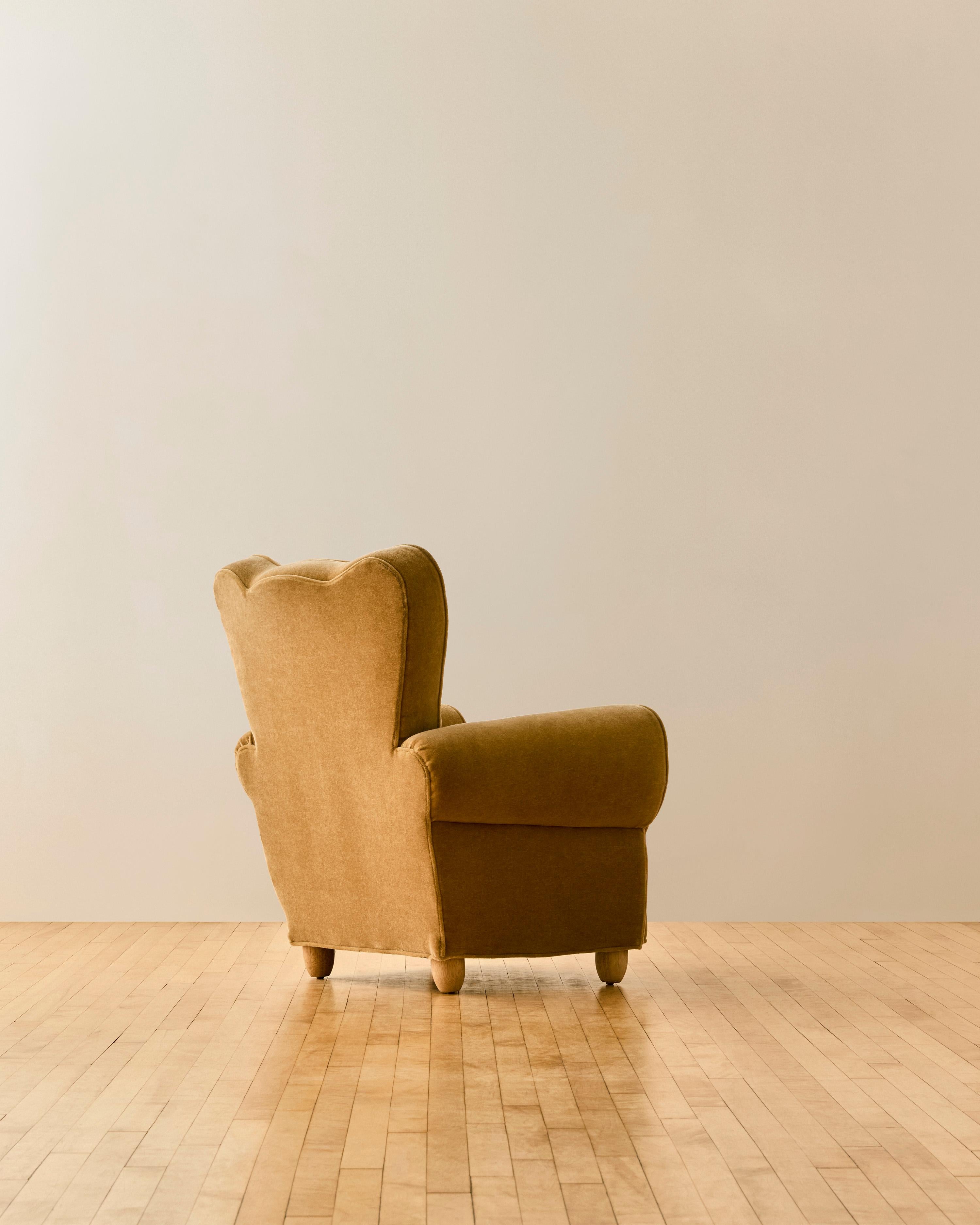 Mohair Paire de fauteuils d'ébéniste français déco en mohair doré en vente