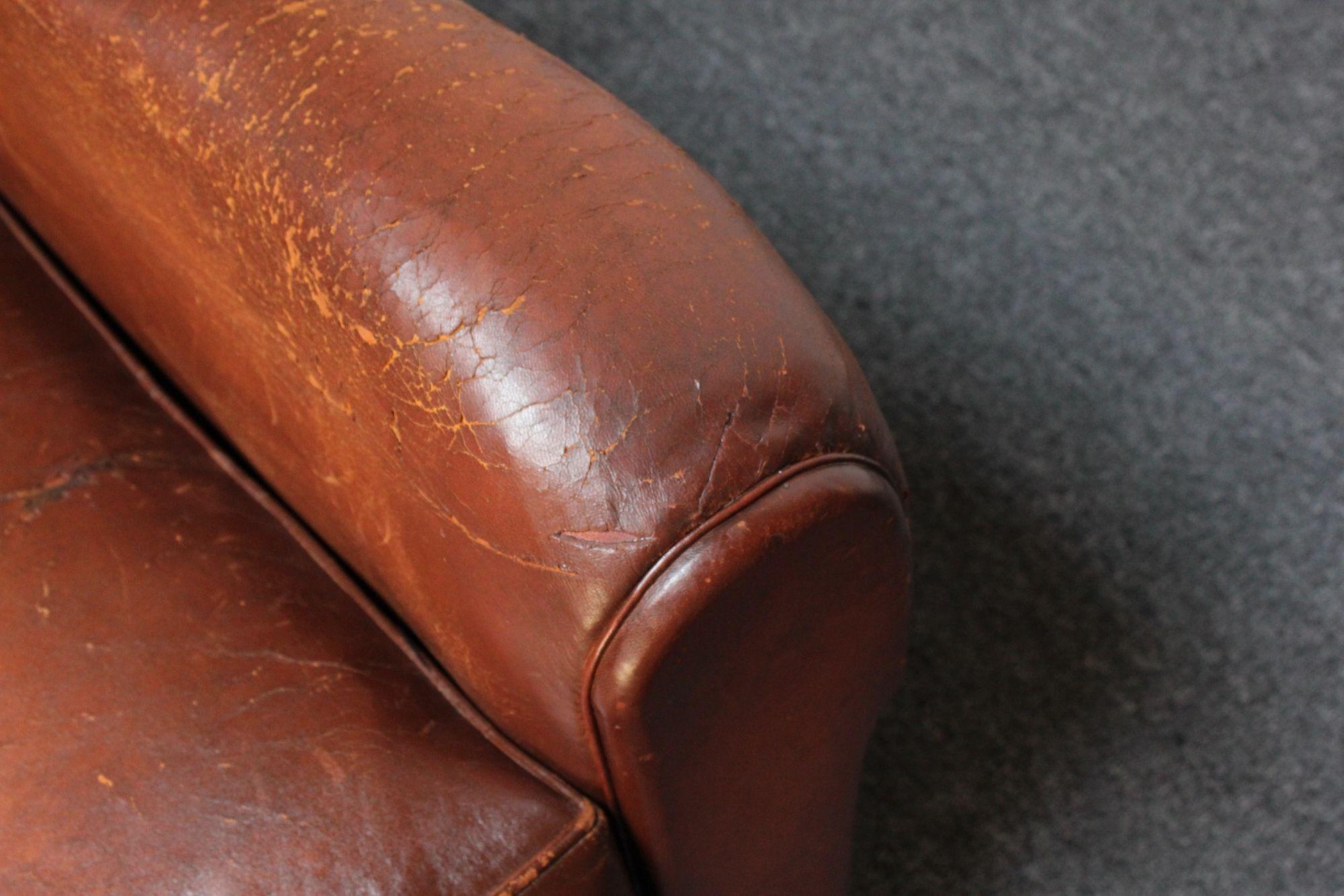 Pair of French Deco Leather 'Mustache' Club Chairs 10