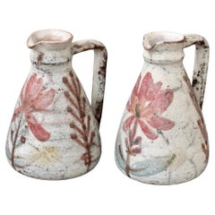 Paar französische dekorative Keramikgefäße mit Henkel und Ausguss - klein
