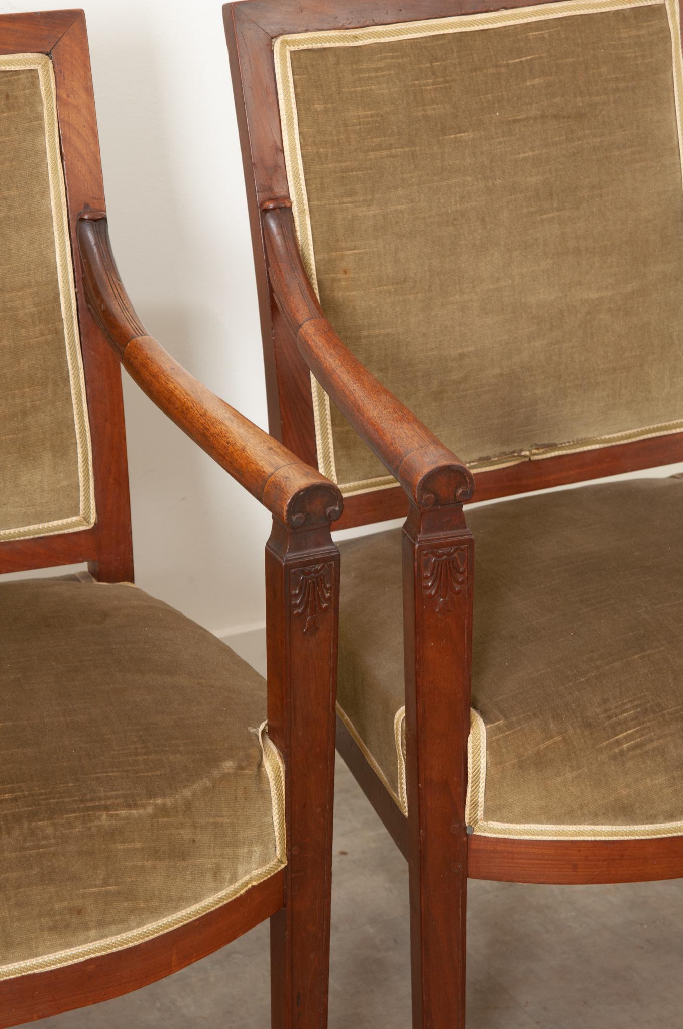 19th Century Pair of French Directoire Mahogany Fauteuils For Sale