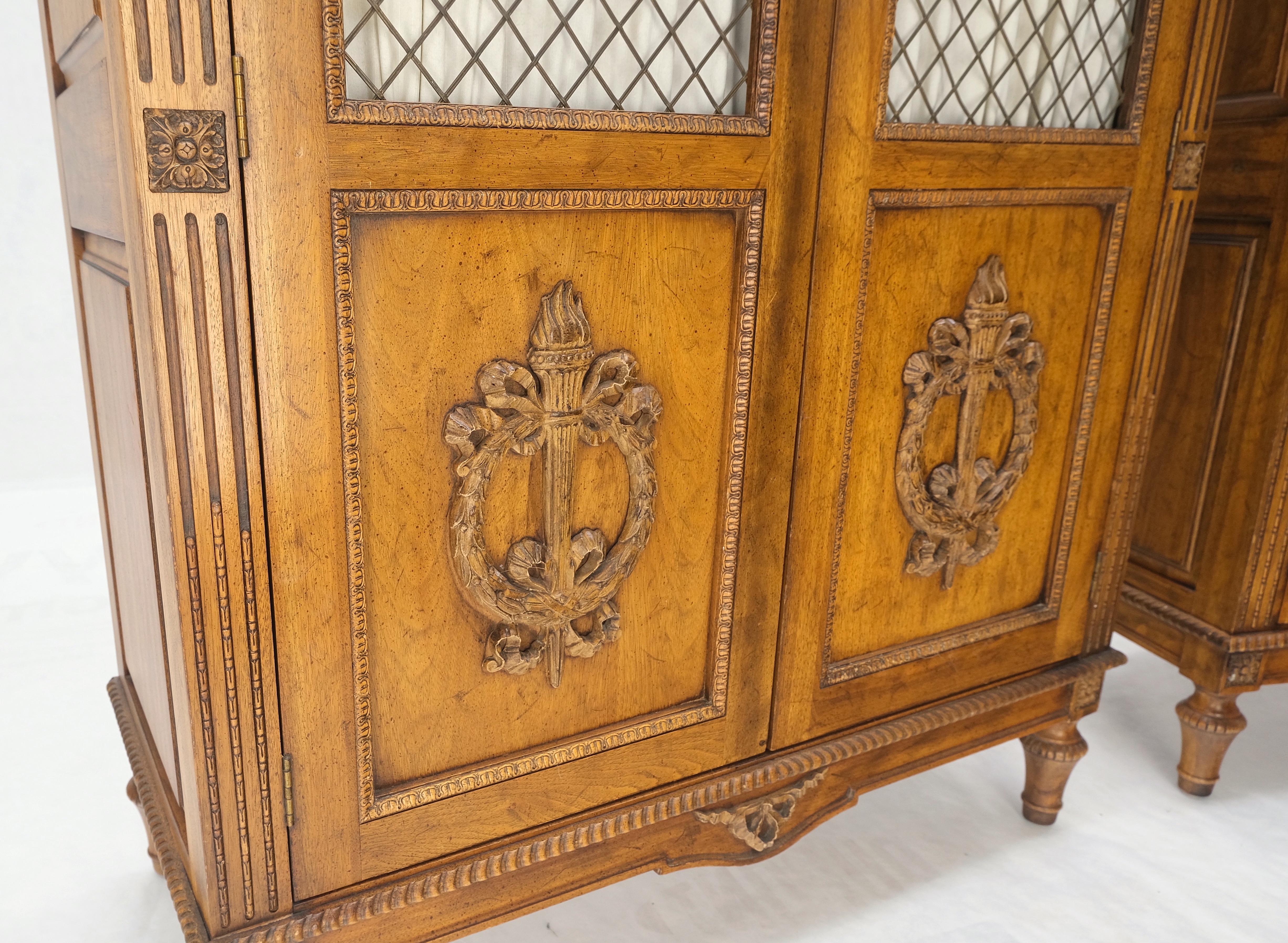 Pair of French Double Brass Lattice Carved Doors Storage Cabinets Dressers MINT! For Sale 3