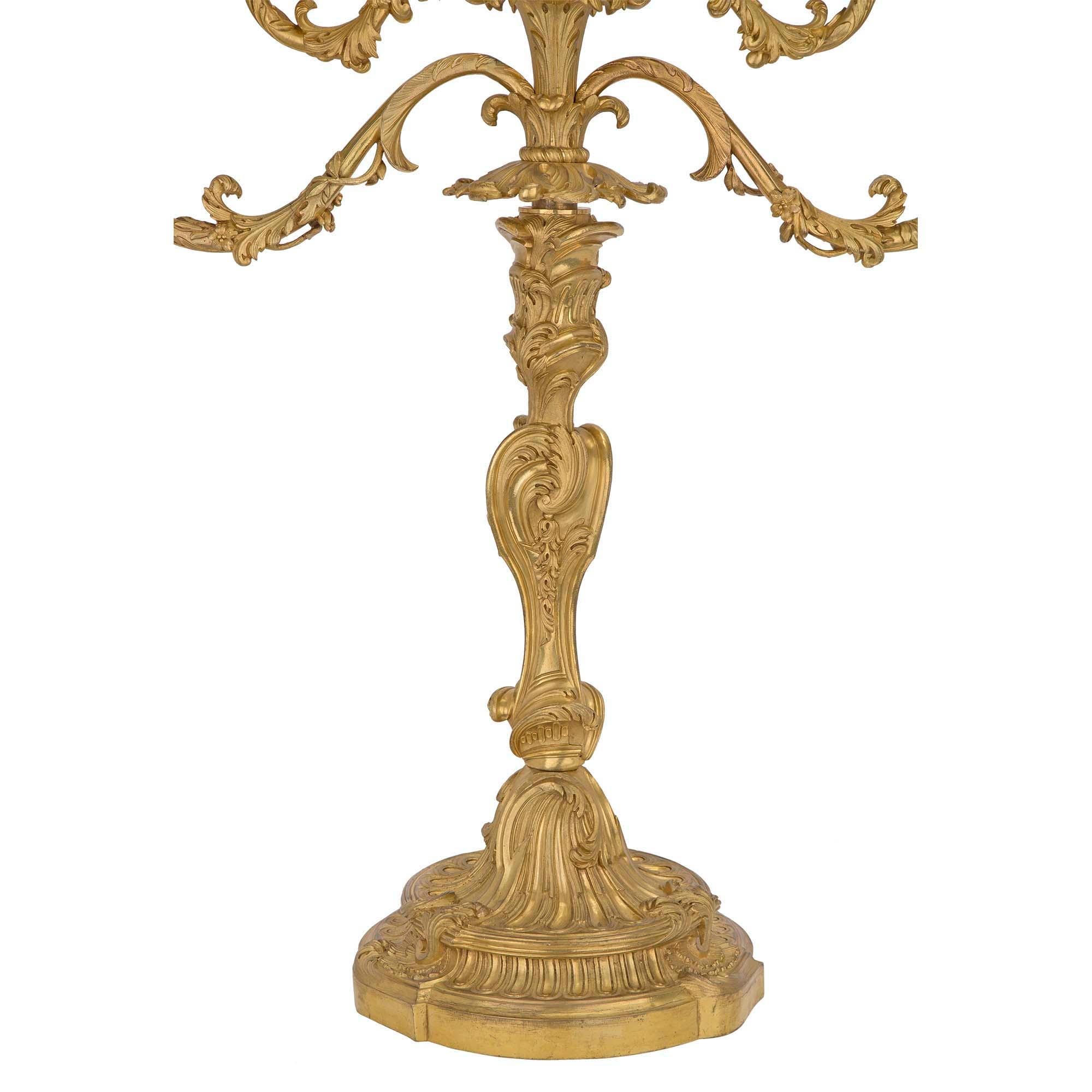 Pair of French Early 18th Century Régence Period Ormolu Candelabras For Sale 3