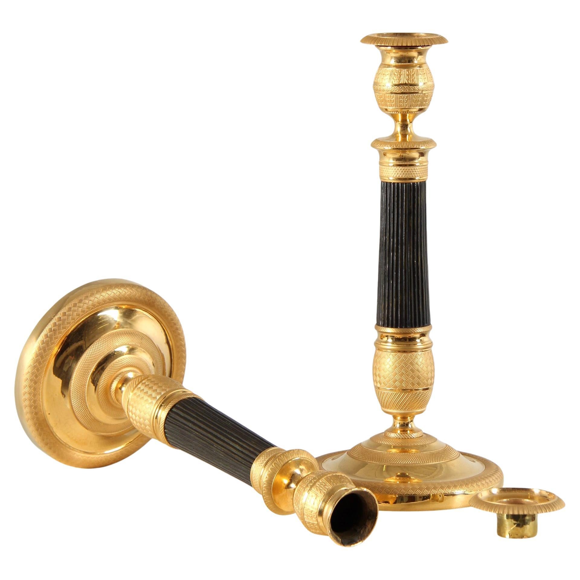 Coppia di candelieri francesi dell'inizio del XIX secolo, bronzo dorato, Epoque Empire