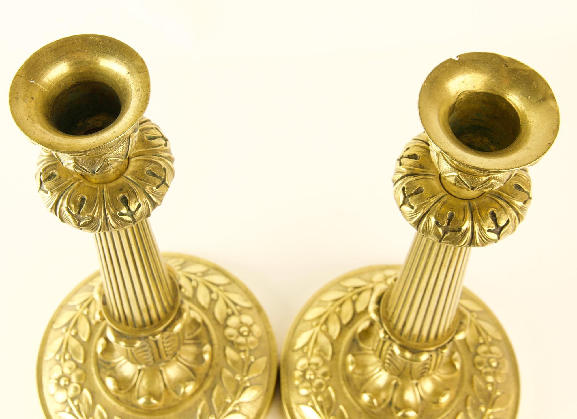 Pair of French Early 19th Century Empire Gilt-Bronze Candlesticks, circa 1820 For Sale 5