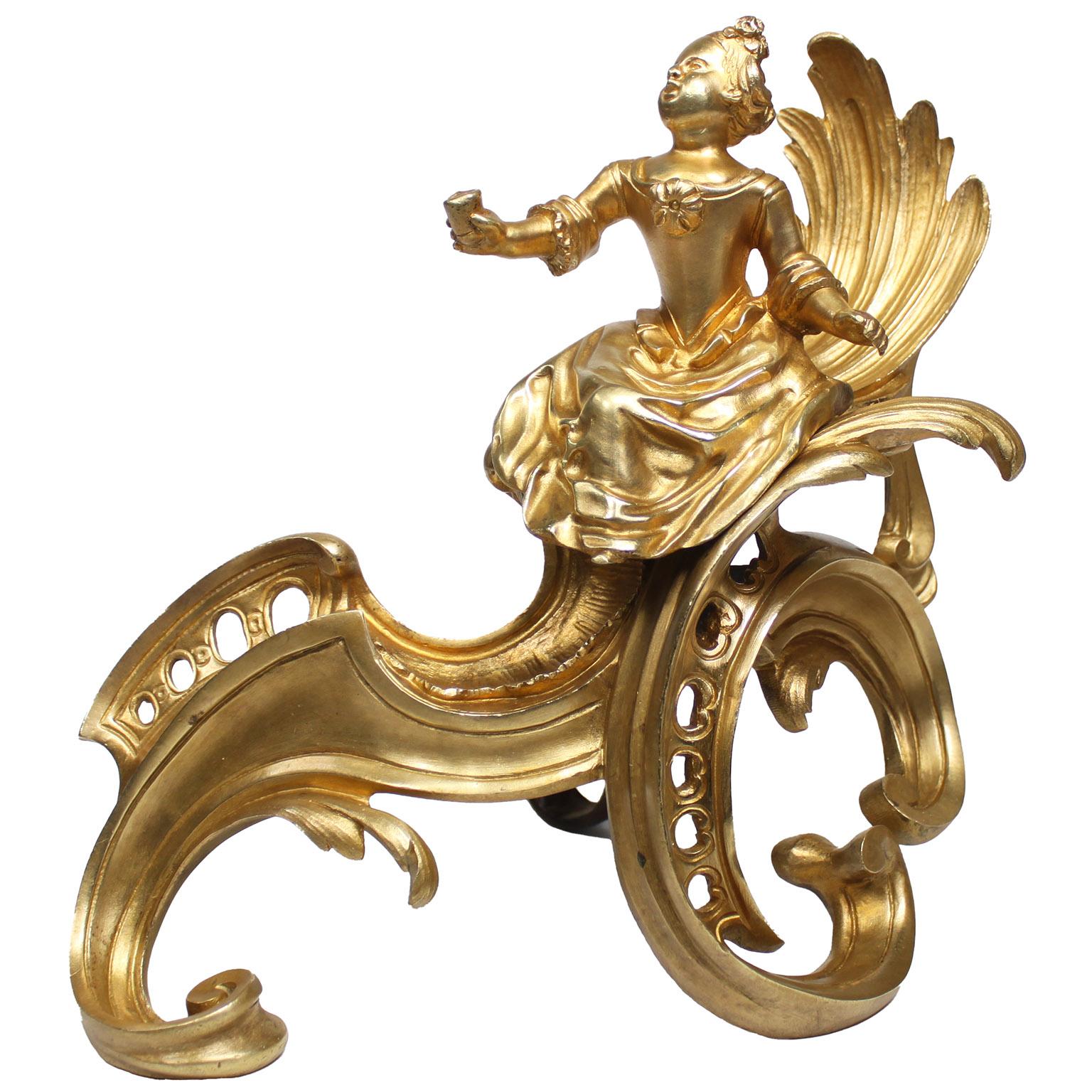 Français Paire d'andirons Chenets en bronze doré de style Louis XV du début du 19ème siècle en vente