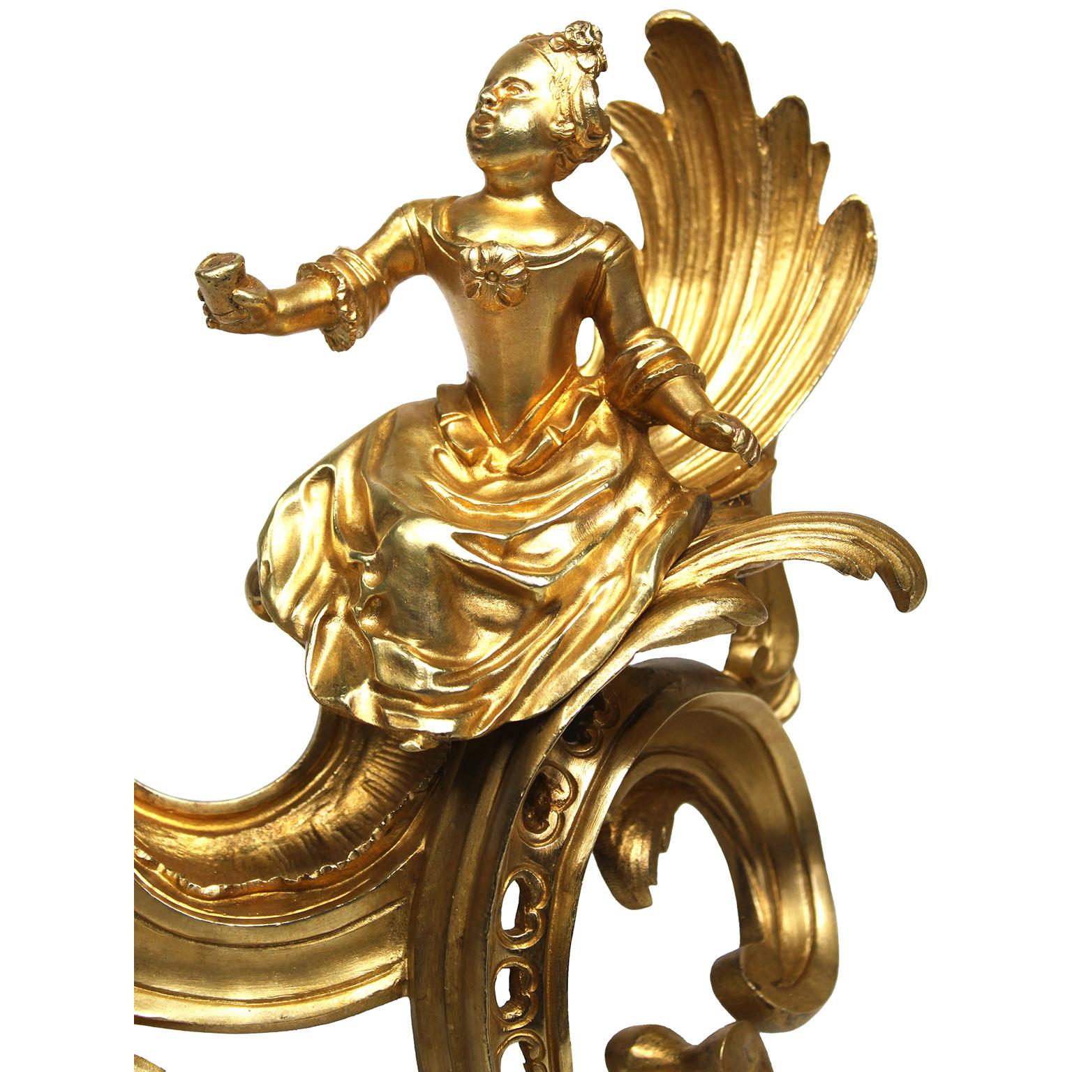 Paire d'andirons Chenets en bronze doré de style Louis XV du début du 19ème siècle État moyen - En vente à Los Angeles, CA