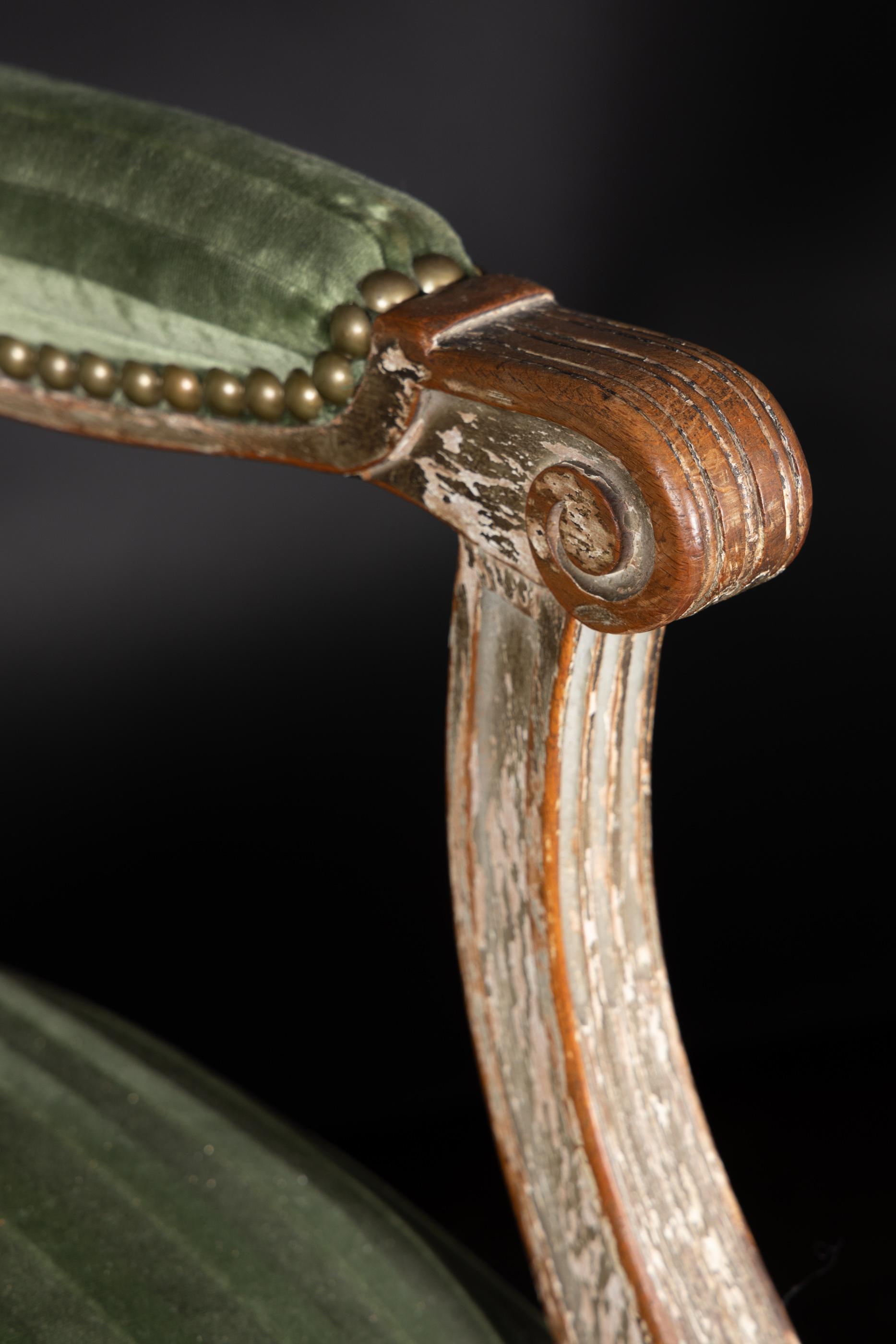 XIXe siècle Paire de fauteuils Fauteuil Louis XVI du début du 19ème siècle, tapissés en vente