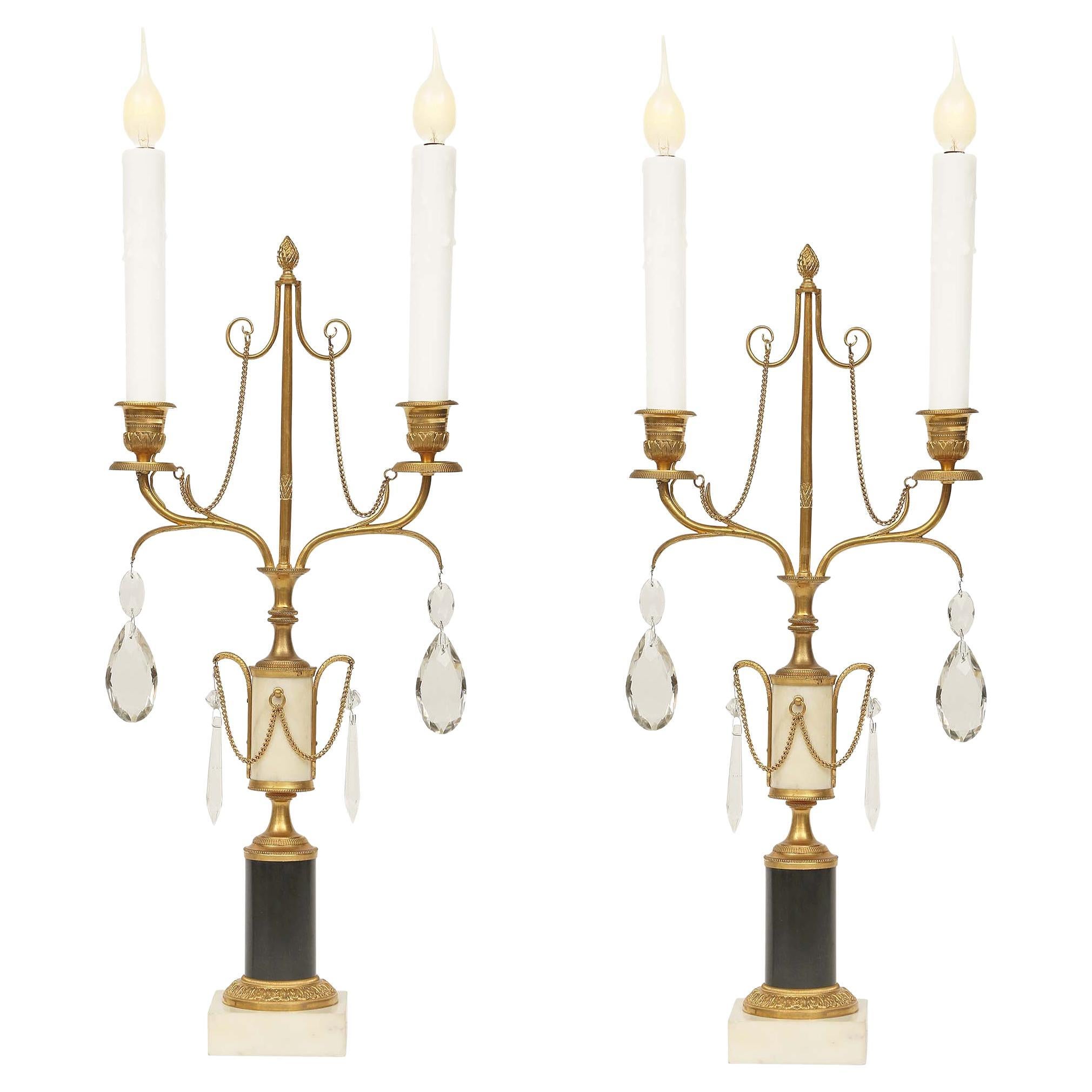 Paire de candélabres de style Louis XVI du début du XIXe siècle français