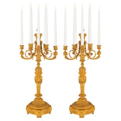 Paire de candélabres en bronze doré Louis XVI du début du 19e siècle