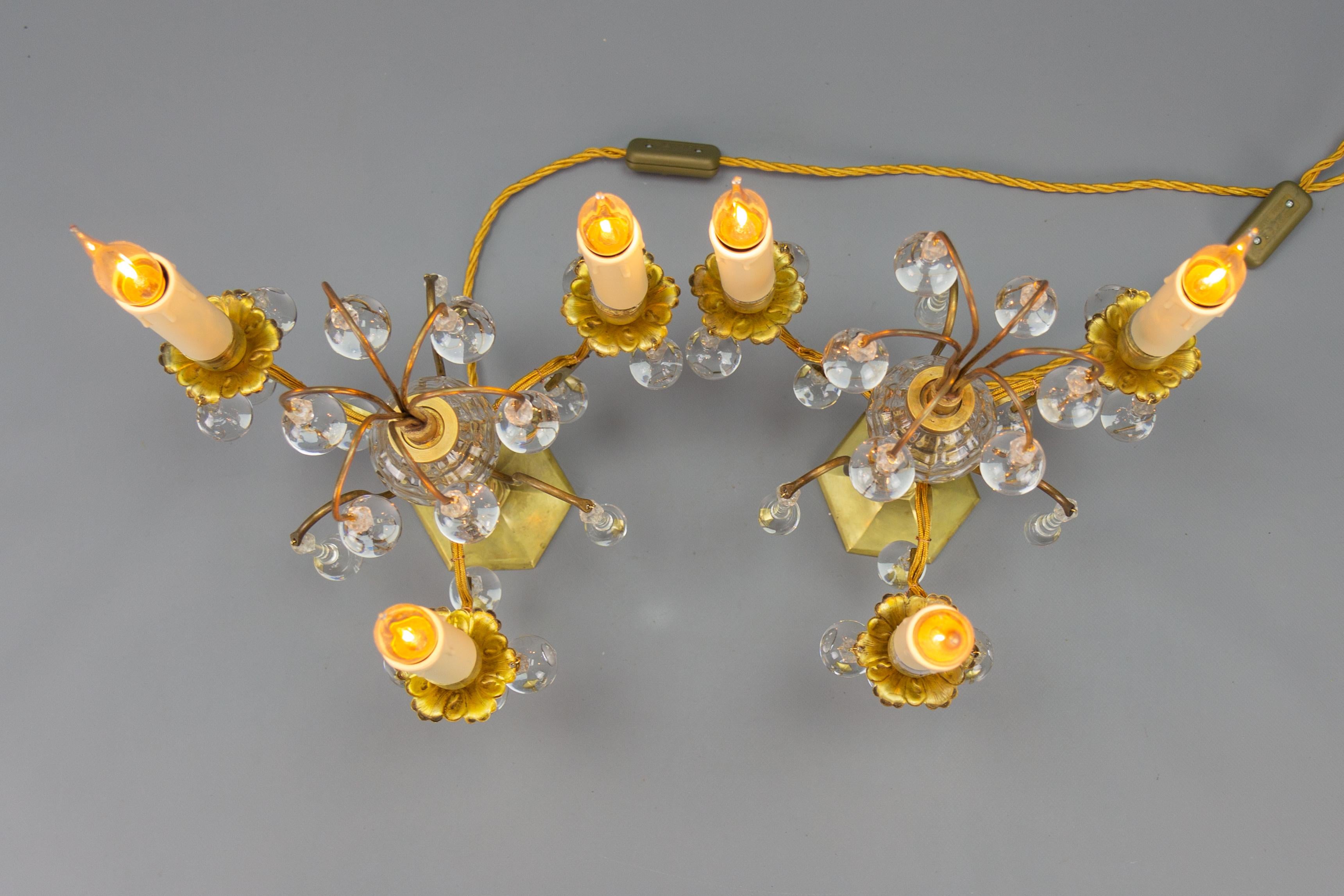 Pair of French Early 20th Century Brass and Crystal Girandoles Table Lamps For Sale 6