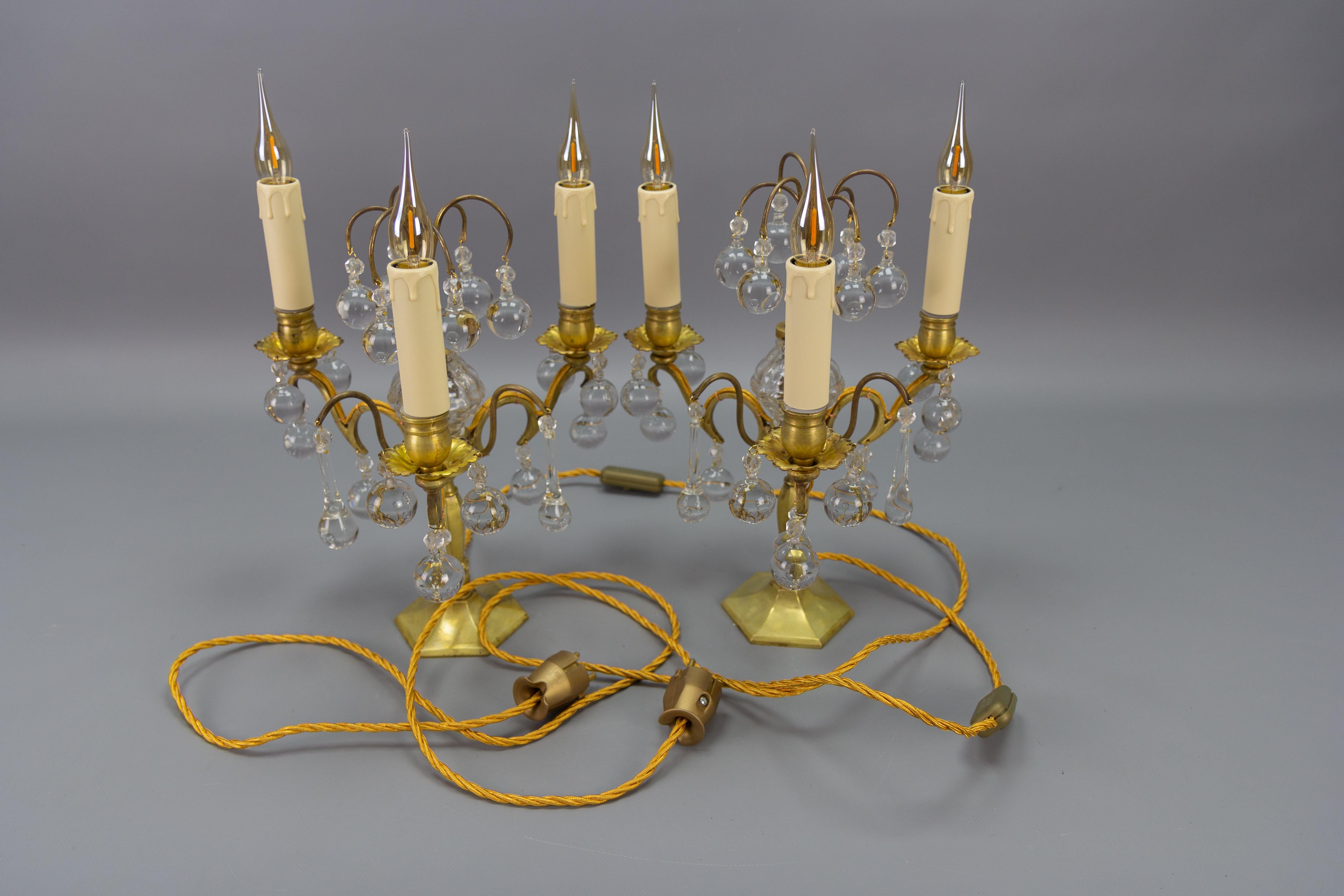 Pair of French Early 20th Century Brass and Crystal Girandoles Table Lamps For Sale 9