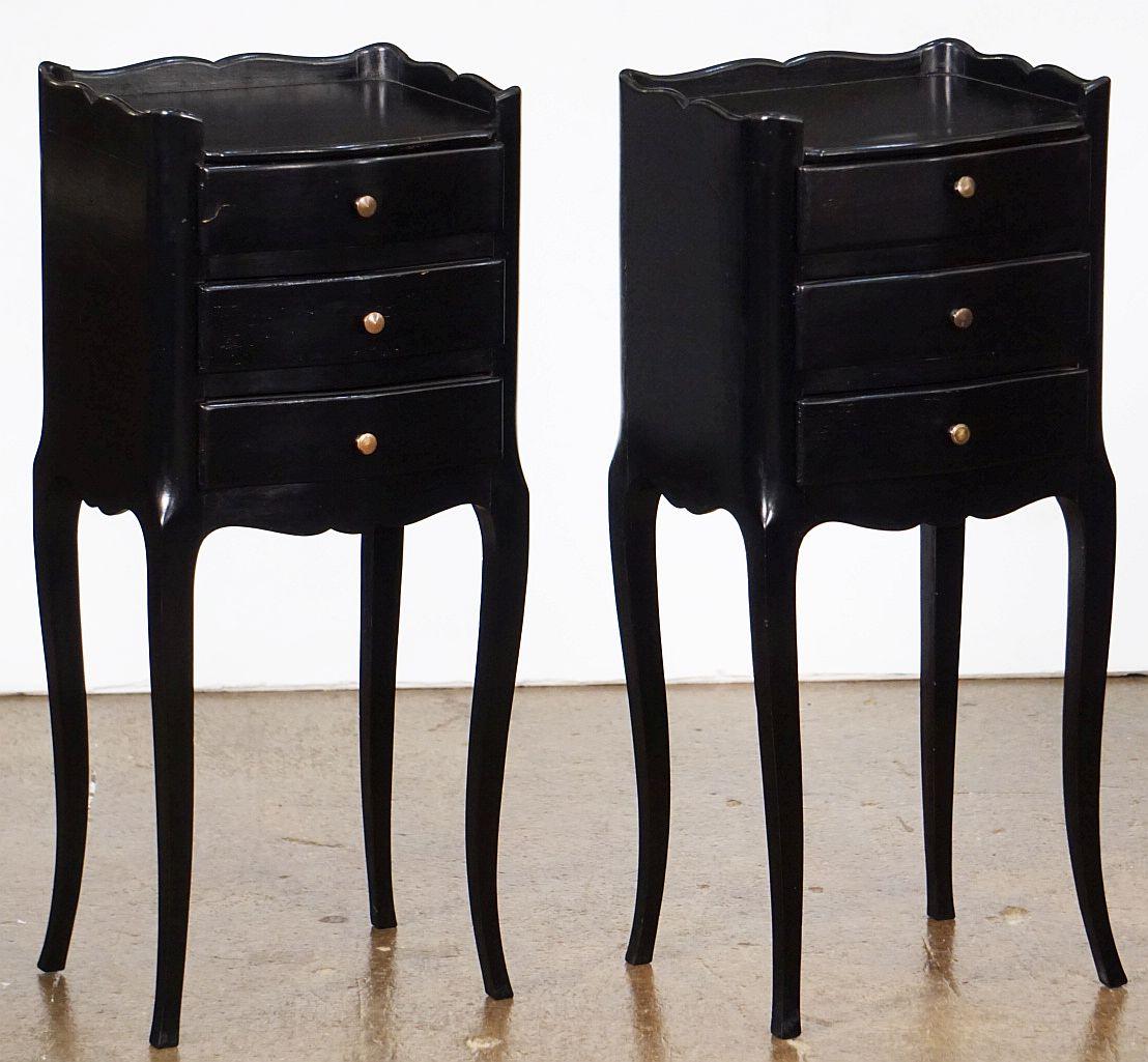 scalloped edge bedside table