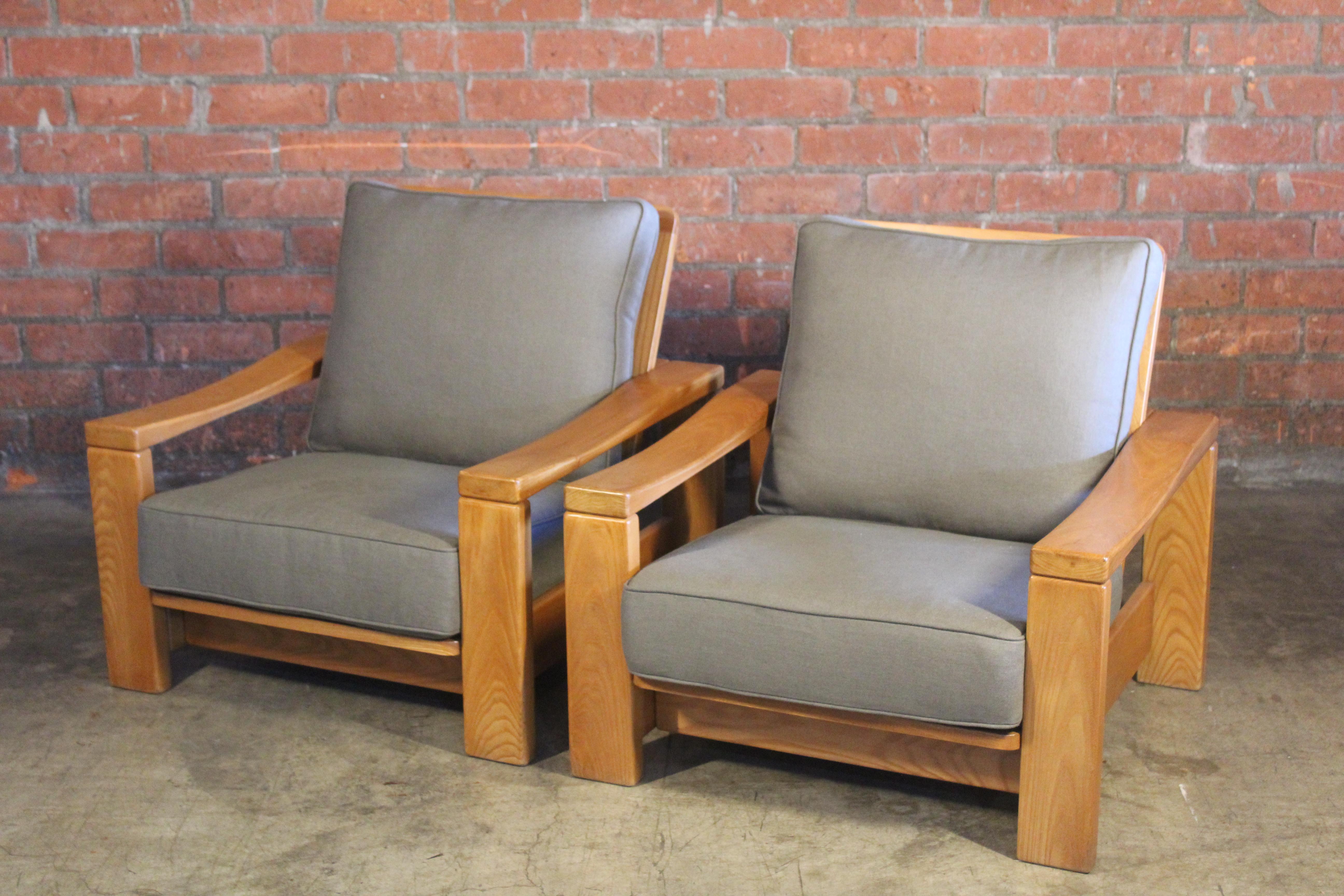 Pair of French Elm Wood Lounge Chairs, 1970s 1