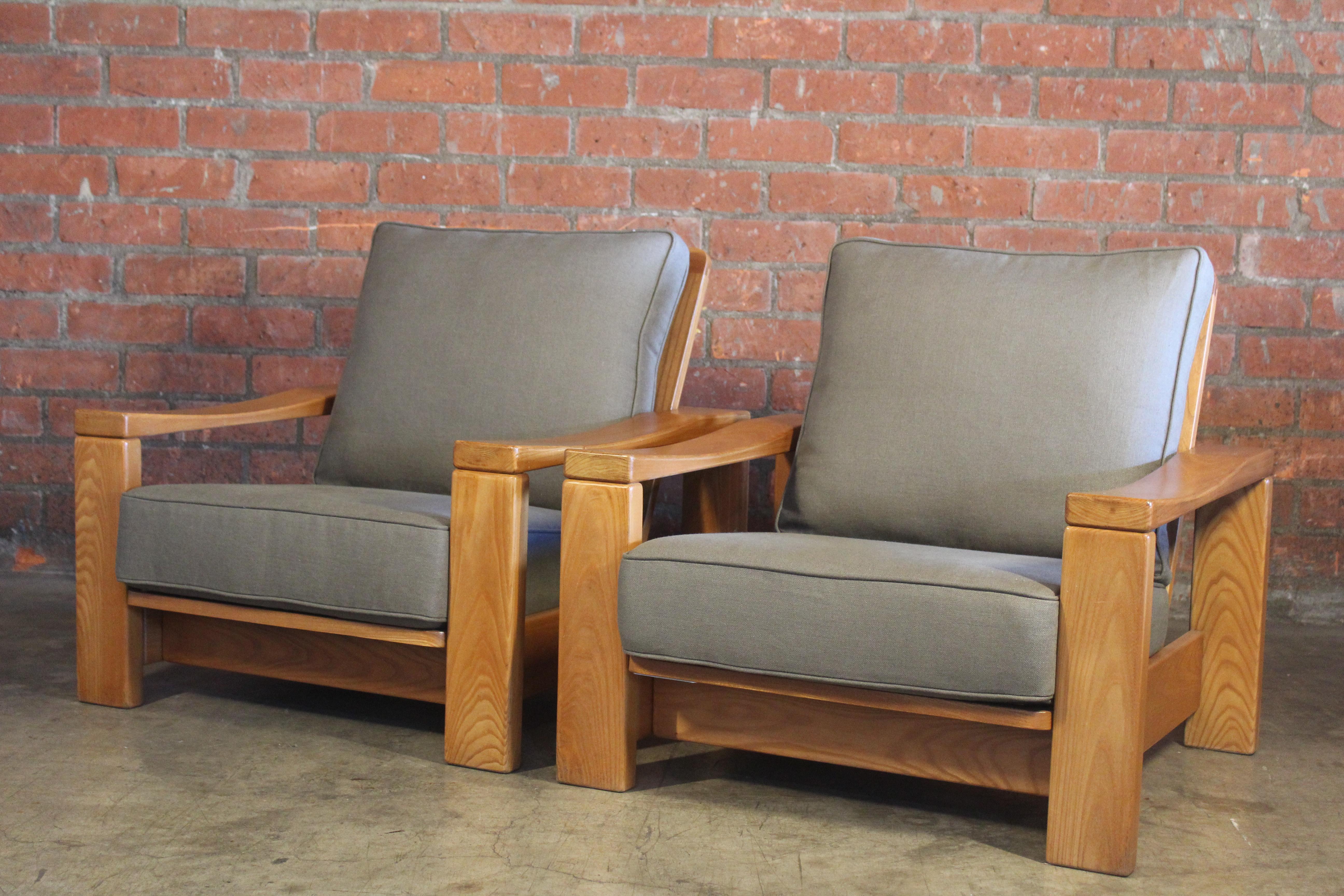 Pair of French Elm Wood Lounge Chairs, 1970s 2