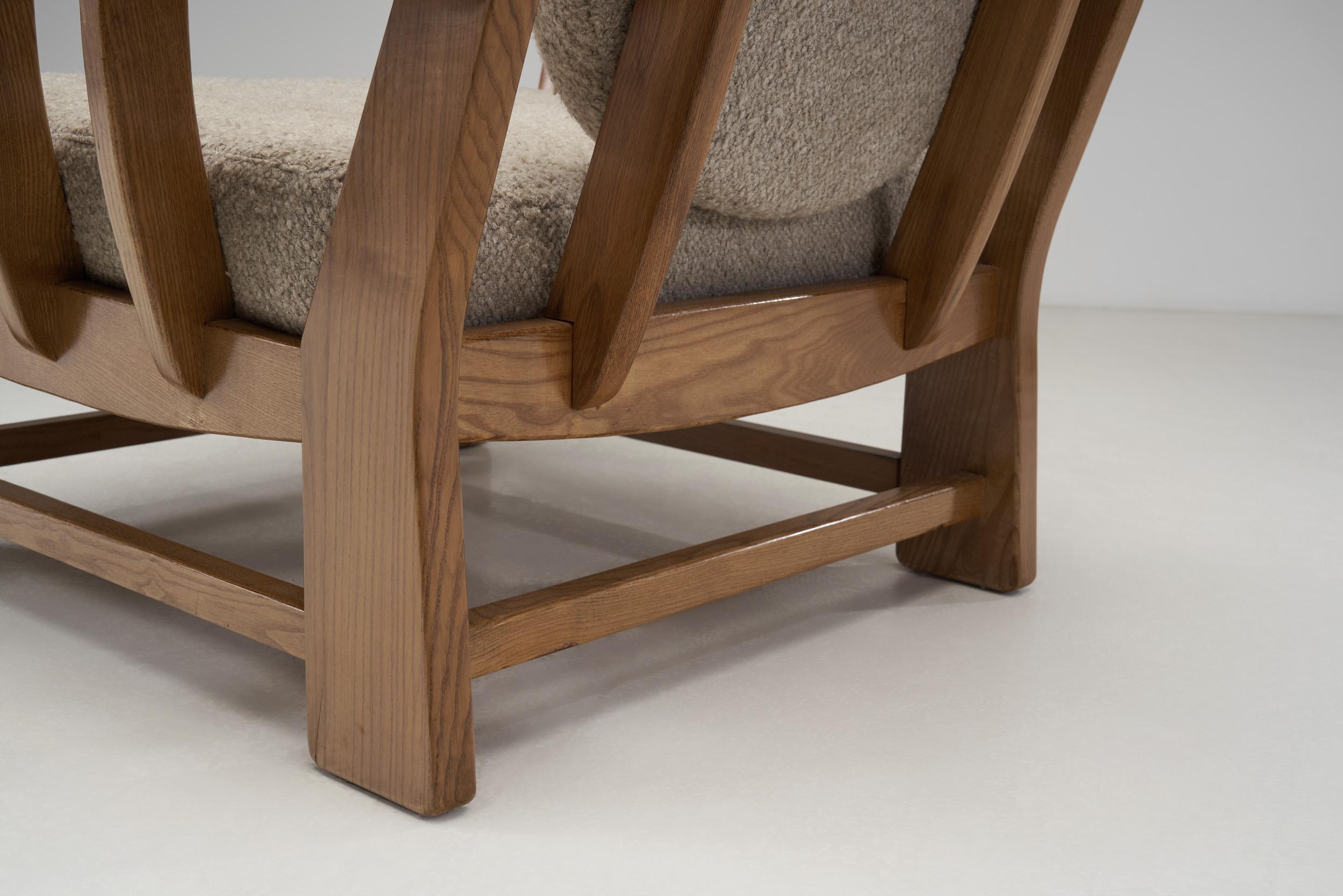 Paire de chaises longues en bois d'orme français par Maison Regain, France 1970 en vente 7