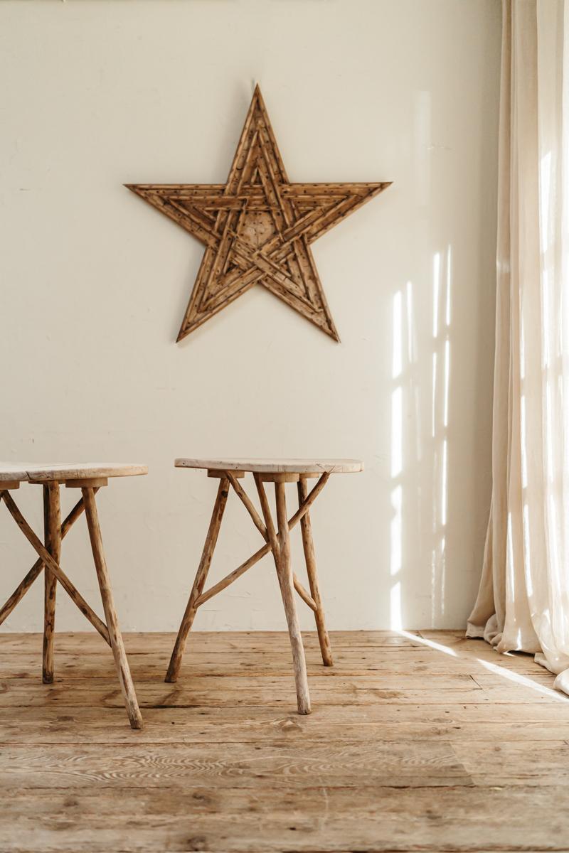 Pareja de mesas francesas de madera de olmo en venta 7