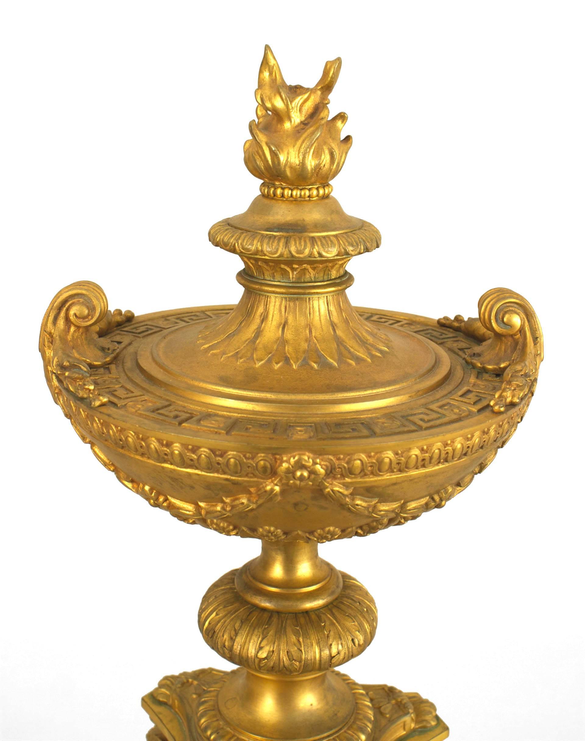 Pair of French Empire Style Gilt Bronze Urns In Good Condition For Sale In New York, NY
