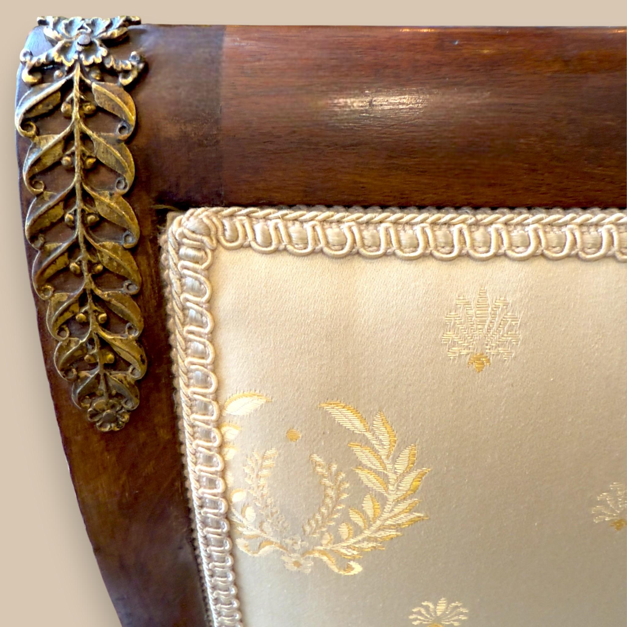 Paire de fauteuils Empire français avec montures en bronze doré, vers 1810 en vente 2