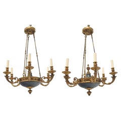 Paar 6-armige französische Empire-Kronleuchter aus schwarzem Zinn und Bronze