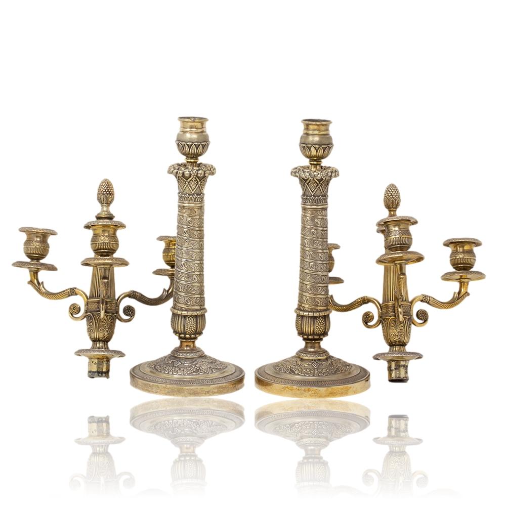 Paar französische Empire-Kronleuchter aus Bronze und vergoldetem Quecksilber (19. Jahrhundert) im Angebot