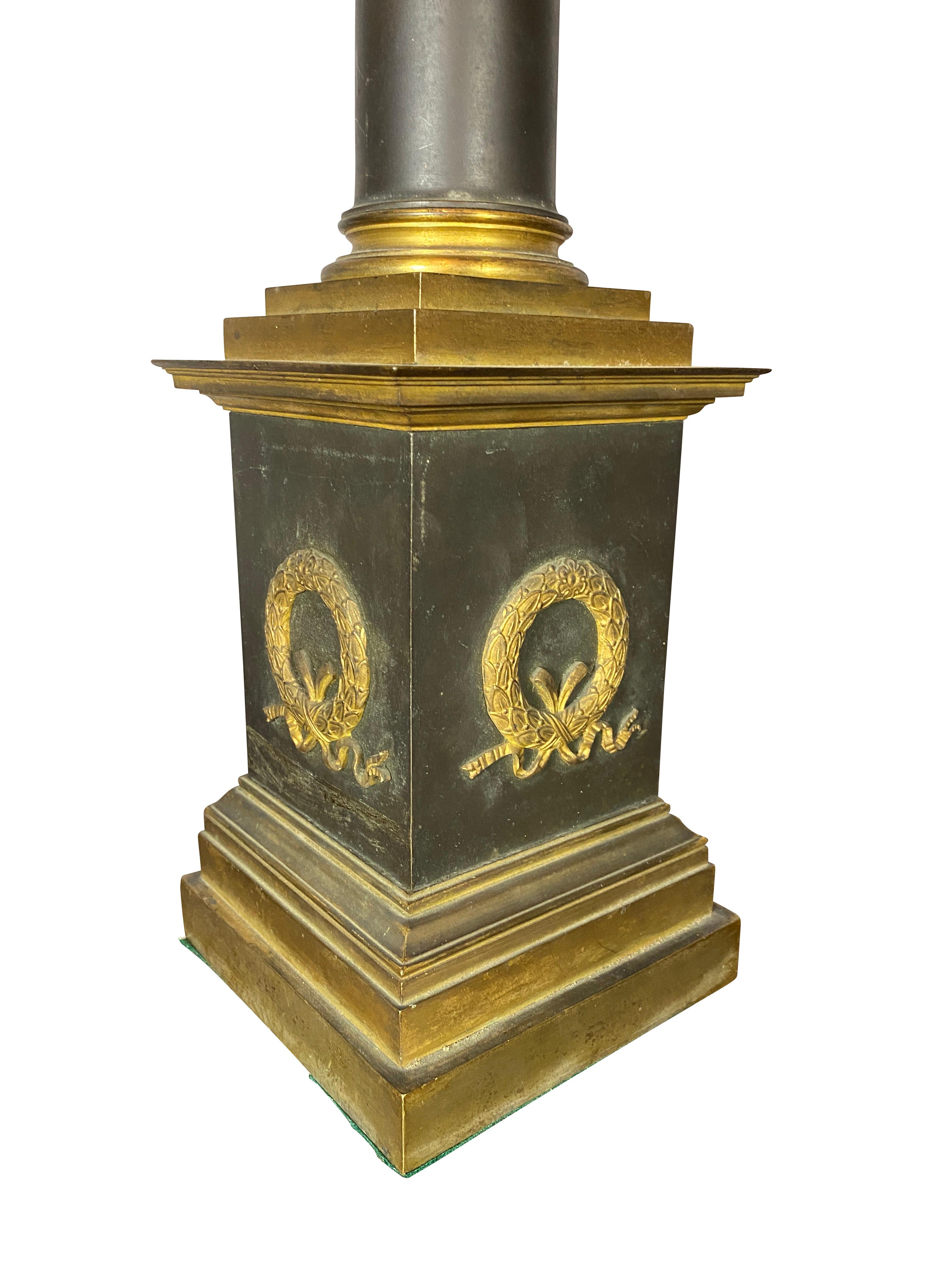 Paar französische Empire-Tischlampen aus Bronze 1