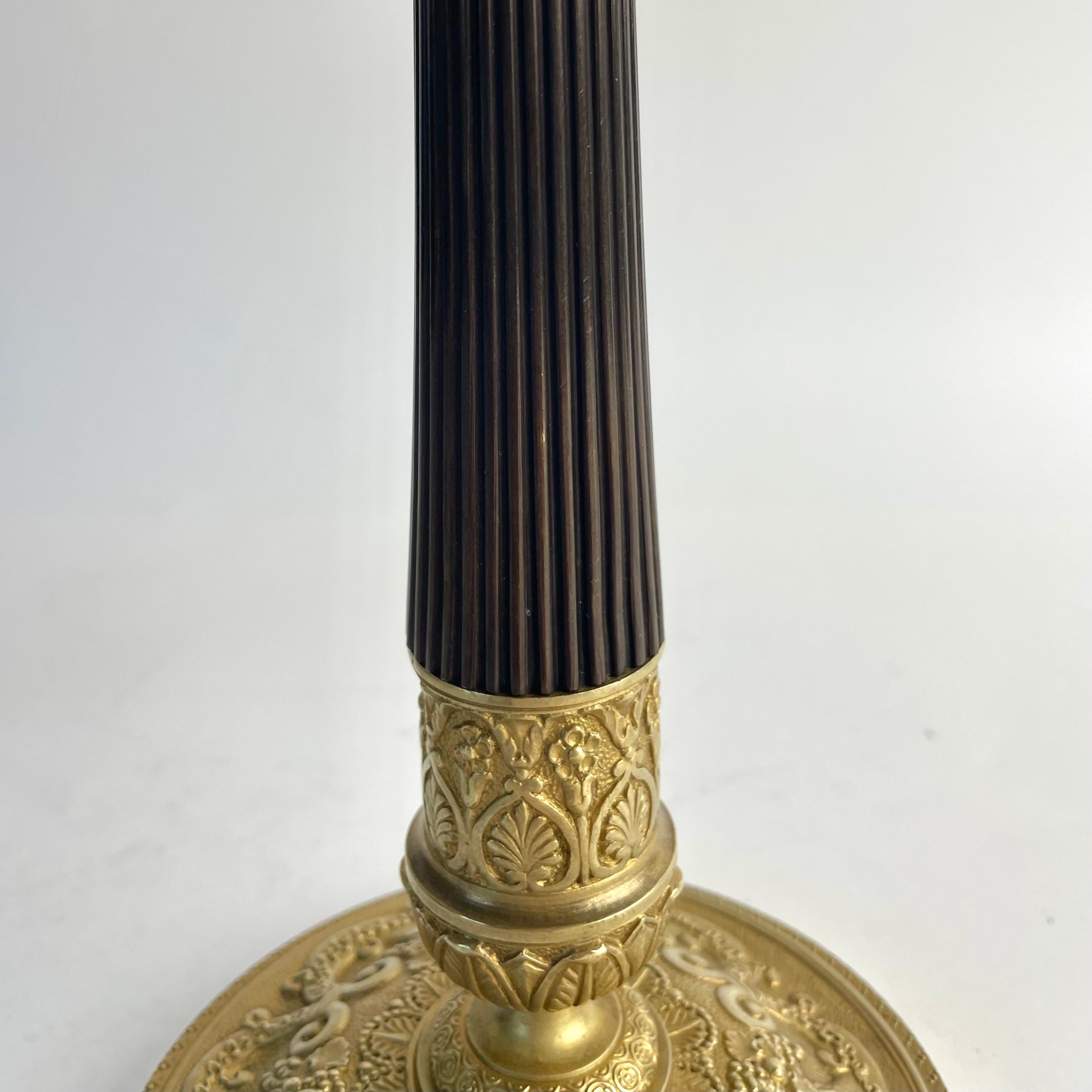 Pair of French Empire Candlesticks in Gilt and Patinated Bronze, circa 1820 For Sale 2