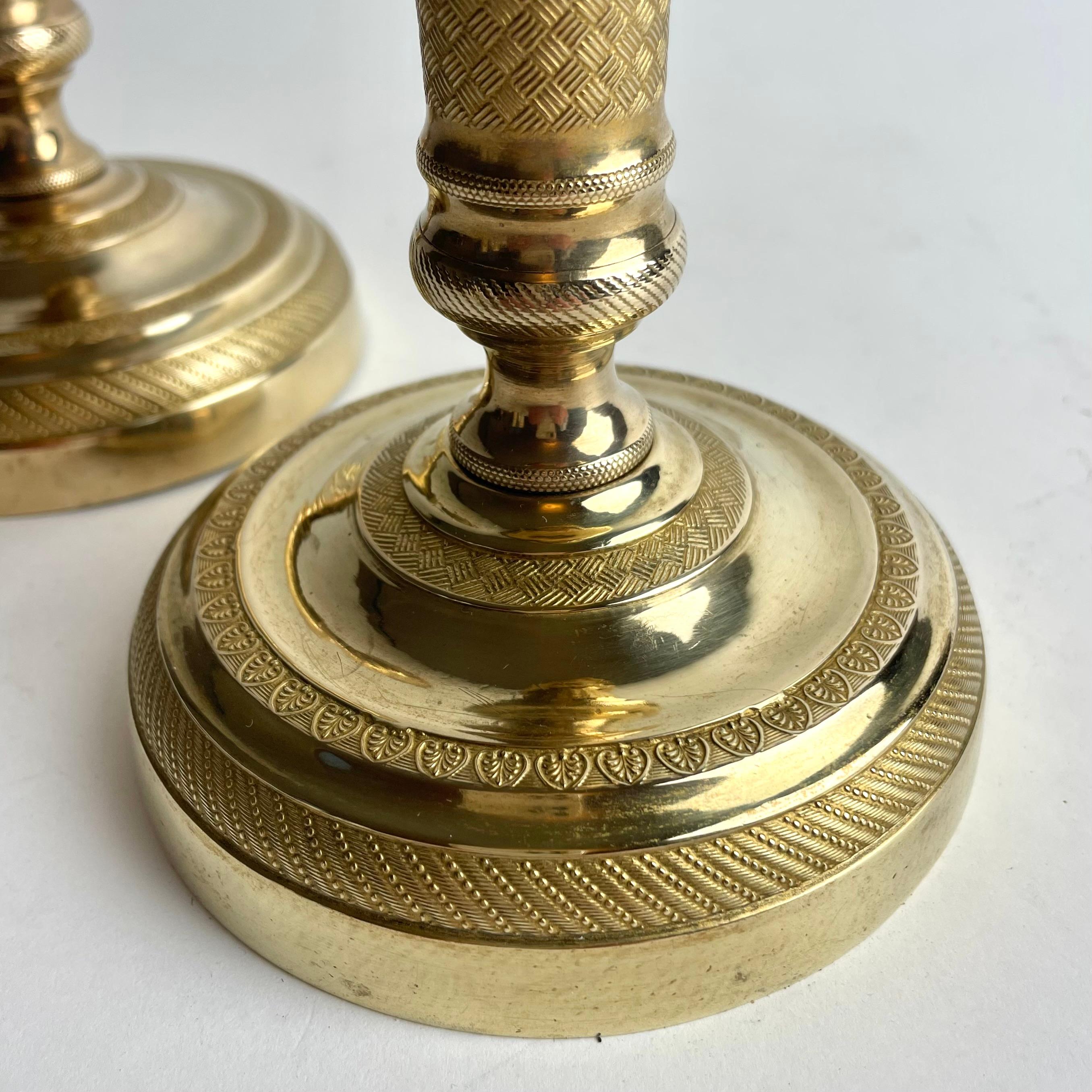 Dorato Pair of French Empire Gilt Bronze Candlesticks, 1820s in vendita
