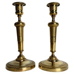 Paire de chandeliers Empire en bronze doré, France, années 1820
