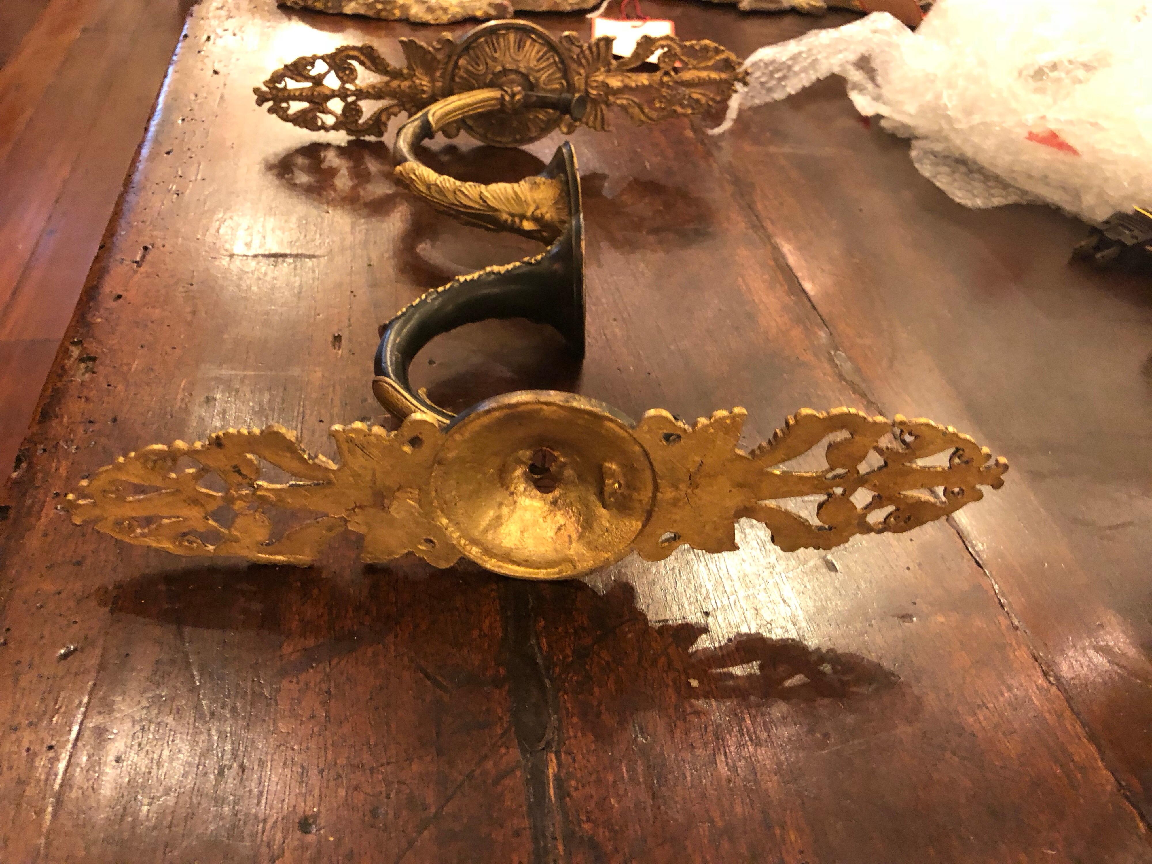 Pair of French Empire Gilt Bronze Sconces In Good Condition In Natchez, MS