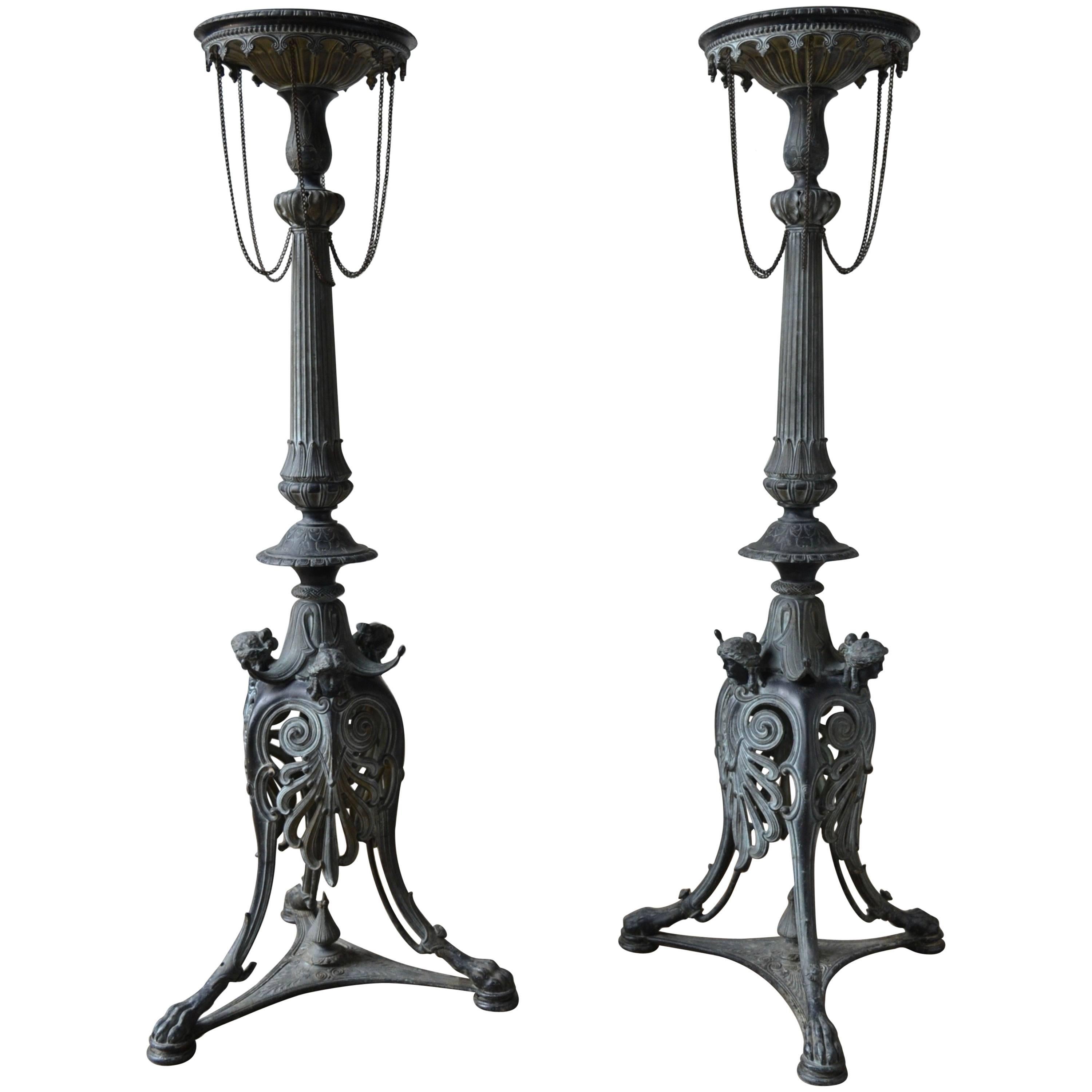 Pair of French Empire Gueridons in Bronze, 1830s For Sale