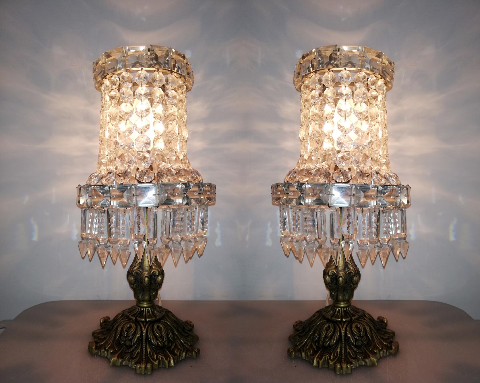 Art Deco Pair of French Empire Hollywood Regency in Bronze and Clear Crystal Table Lamps For Sale