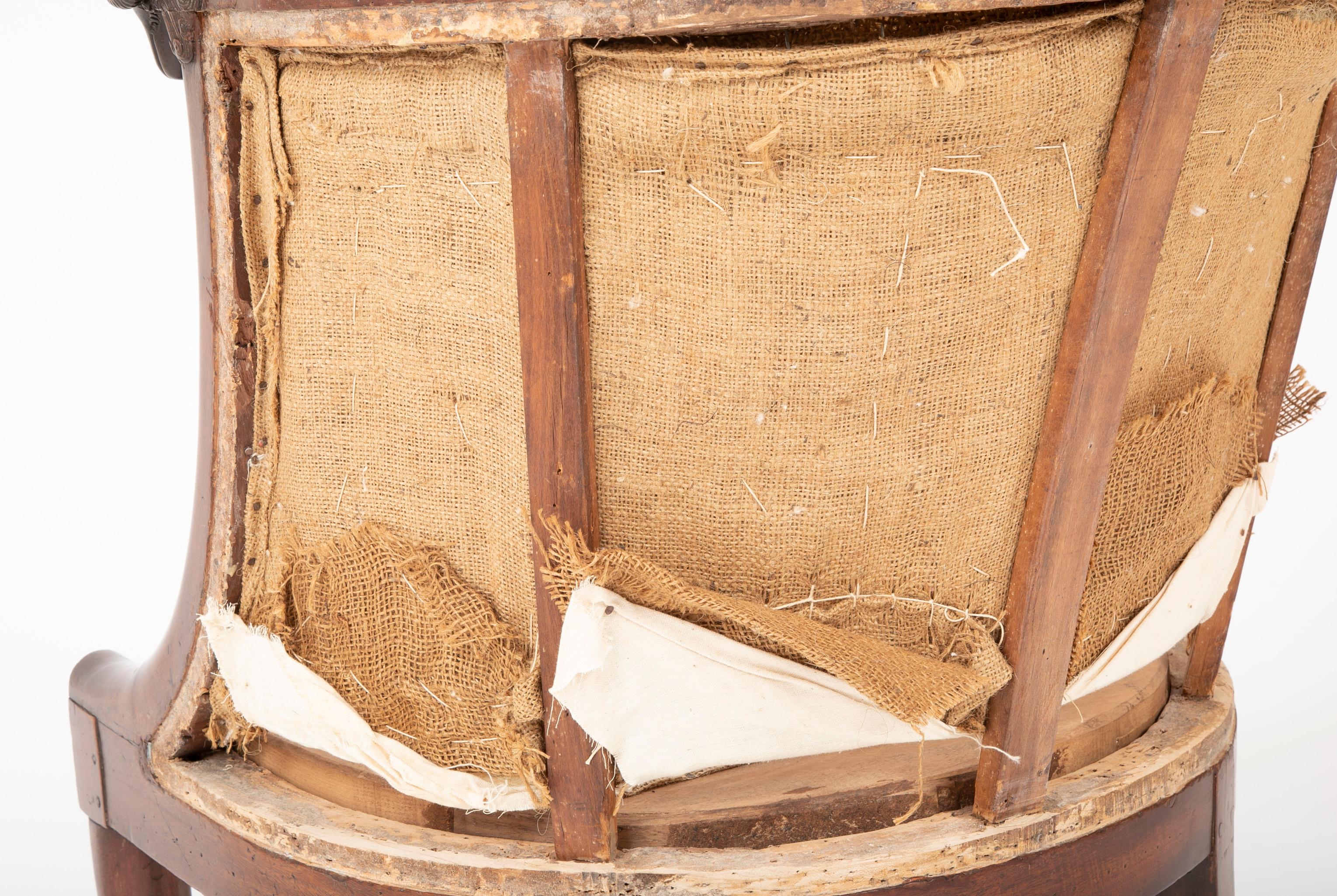 Paire de fauteuils Empire français en acajou attribués à Jacob Desmalter en vente 4