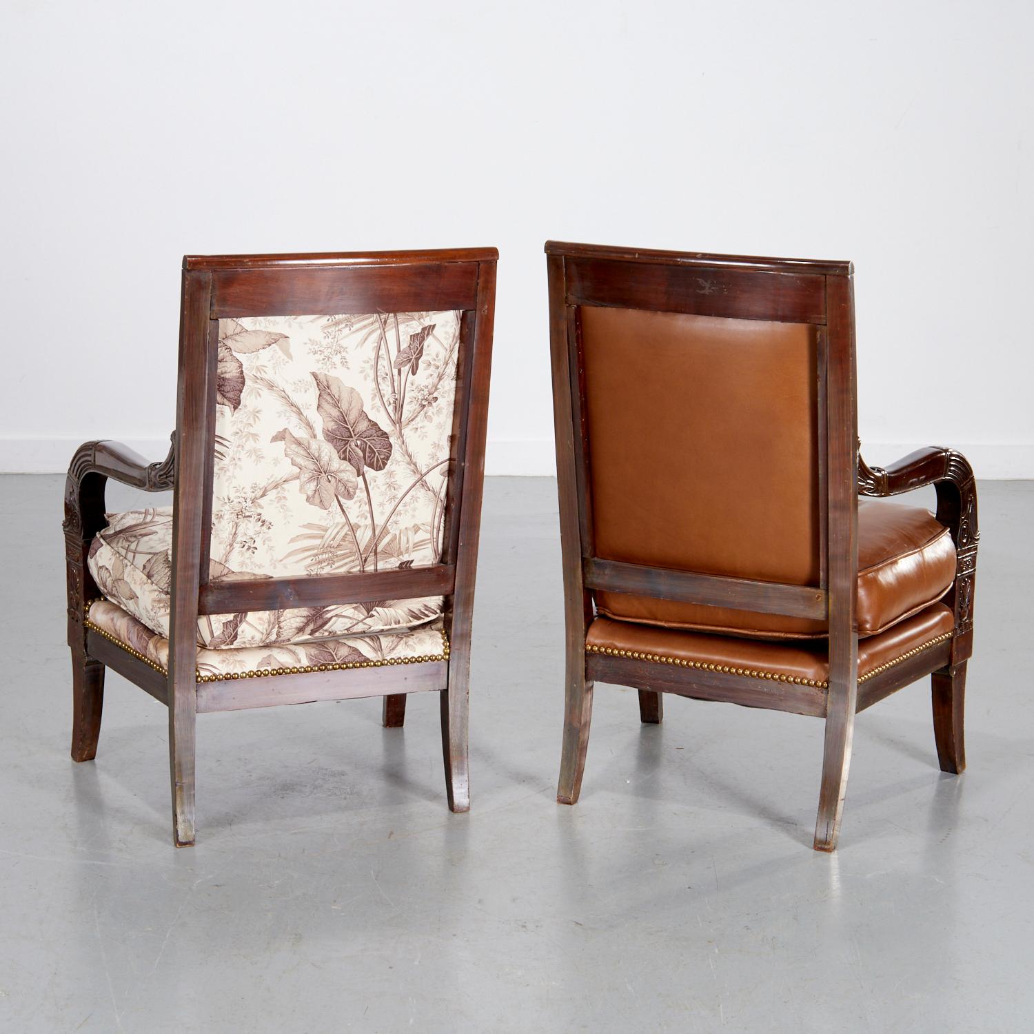 Paar französische Fauteuils aus der Empire-Zeit mit Vintage-Polsterung,  Anfang 19. Jh. im Angebot 1