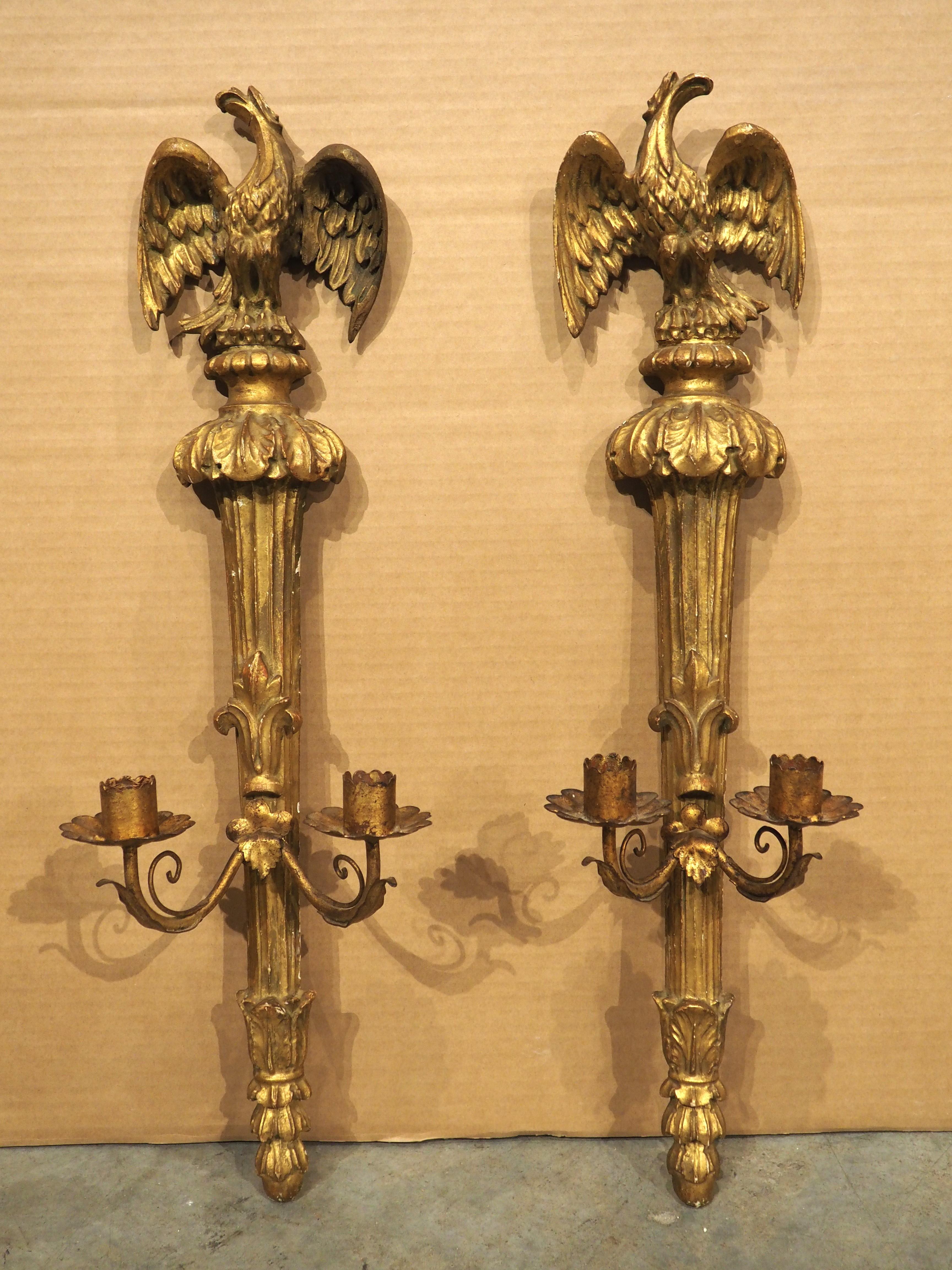 Paire d'appliques en bois doré d'époque Empire français, vers 1815 en vente 8