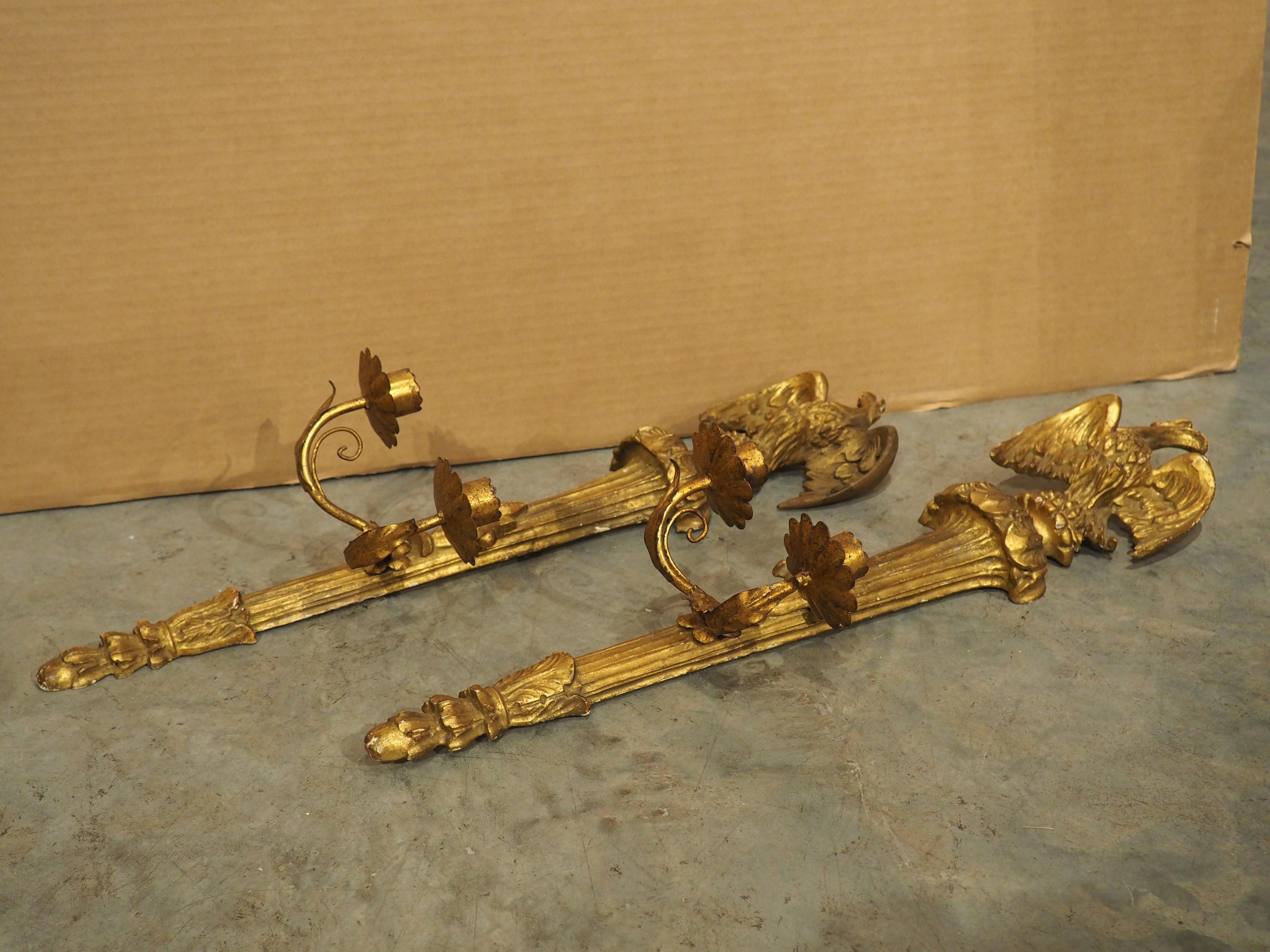 Pair of French Empire Period Giltwood Eagle Sconces, Circa 1815 In Good Condition For Sale In Dallas, TX