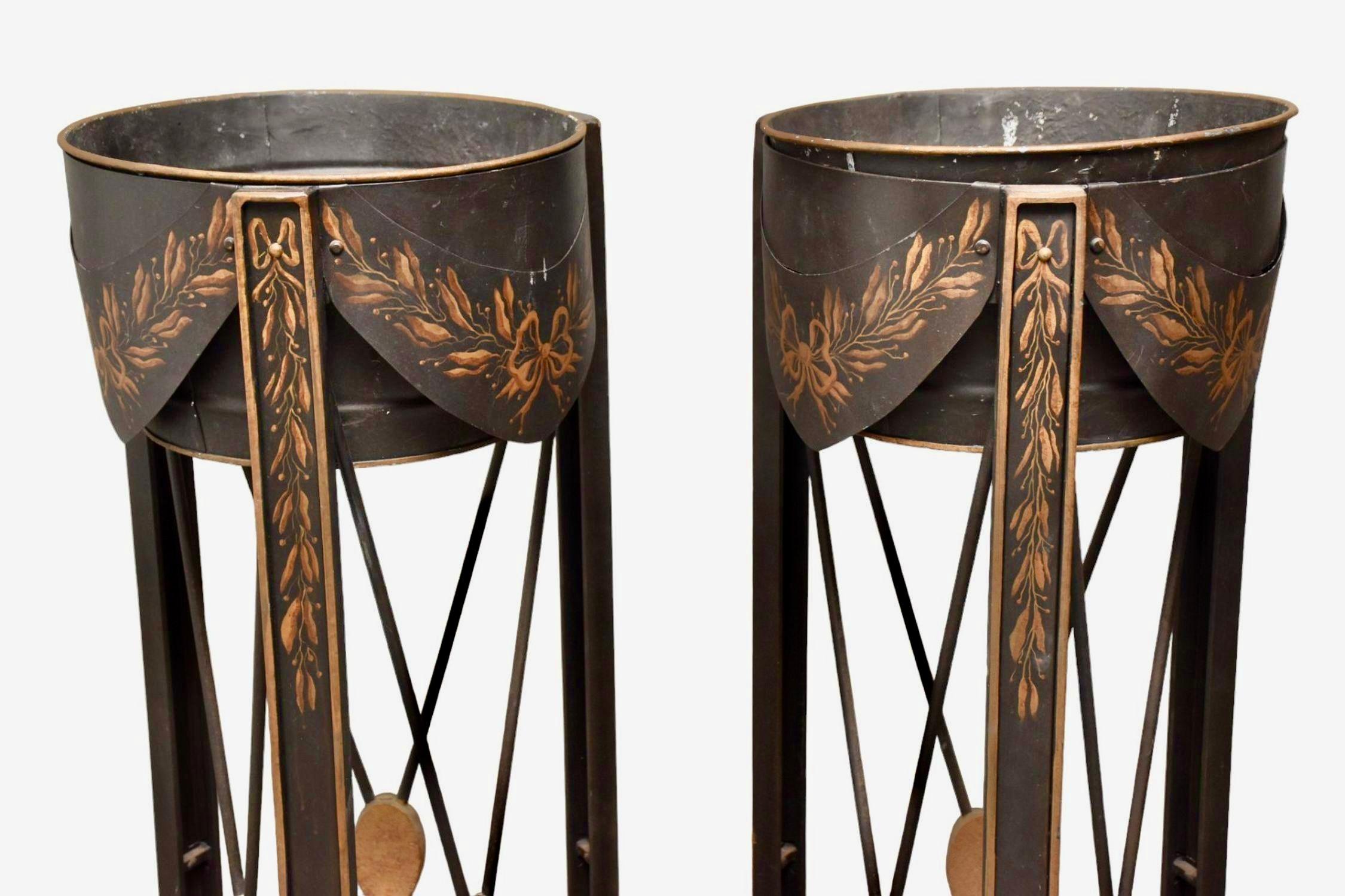Neoclassical Pair Of French Empire Style Tole Planters - Pedestals