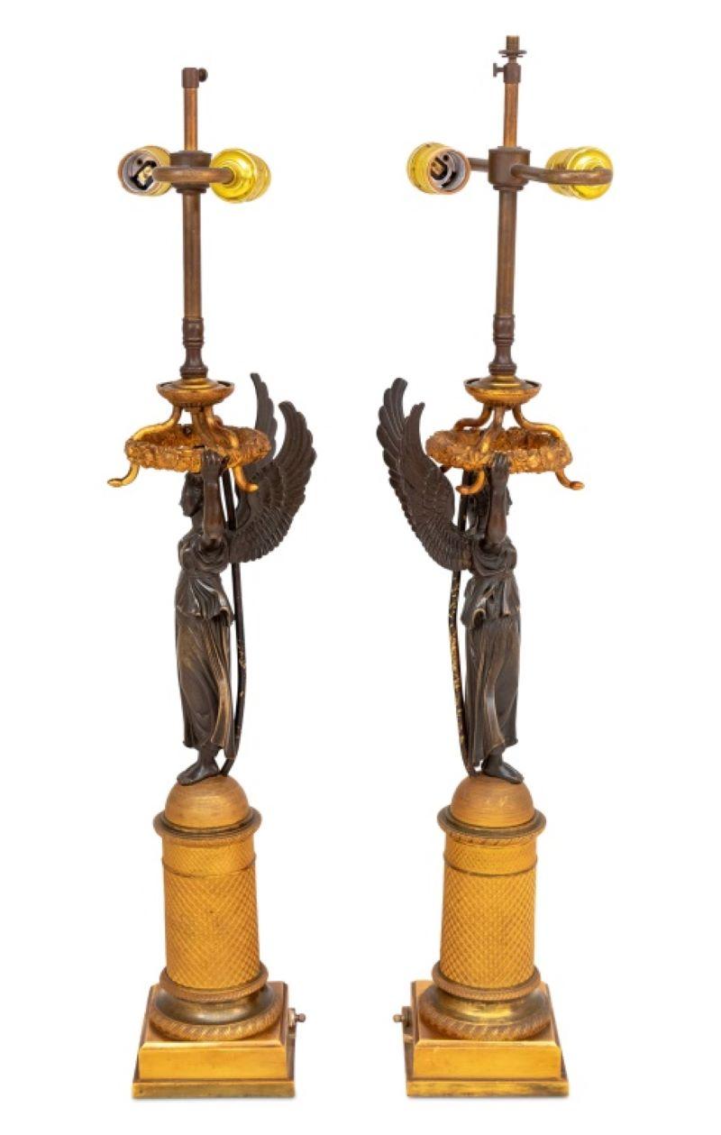 Coppia di lampade in bronzo 