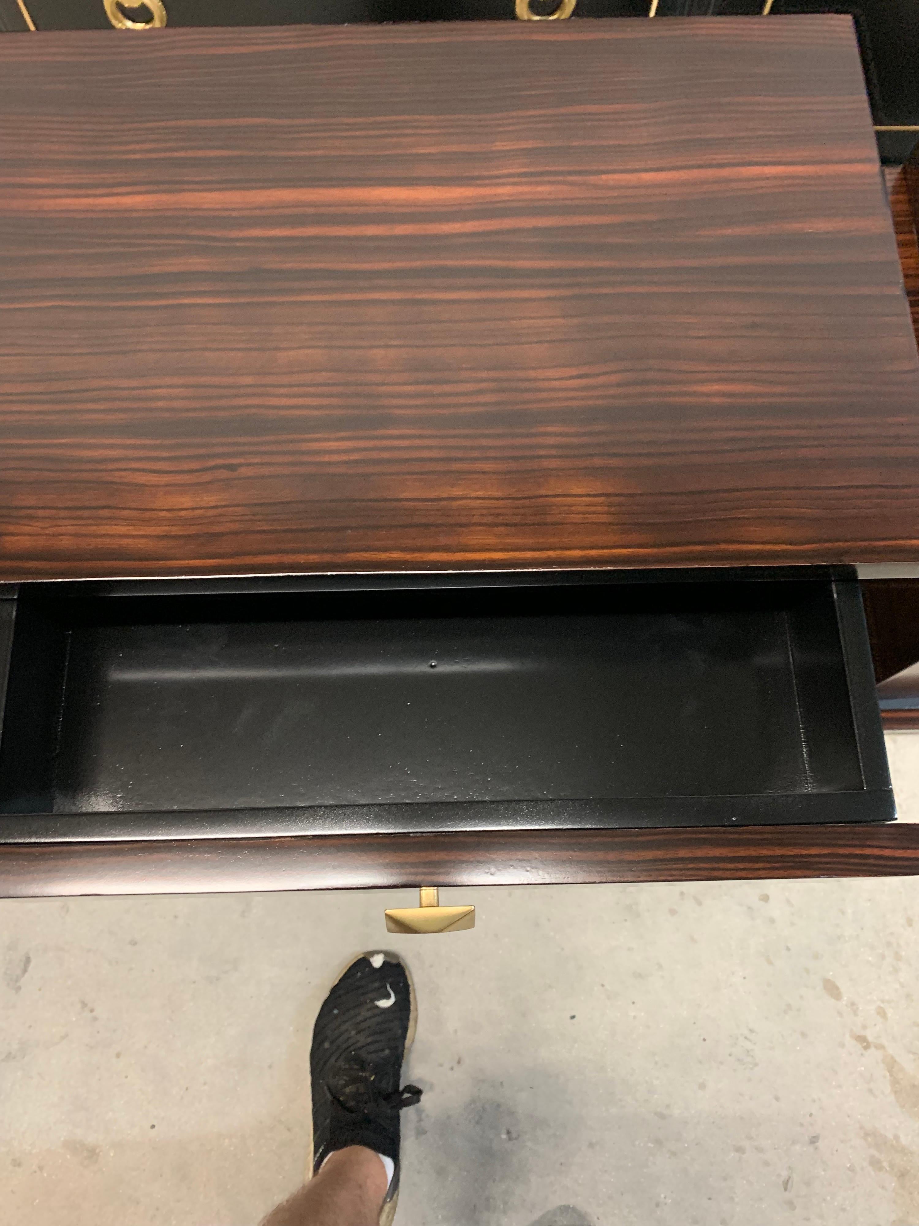 Pair of French Exotic Macassar Ebony Nightstand or Side Tables, 1940s 6