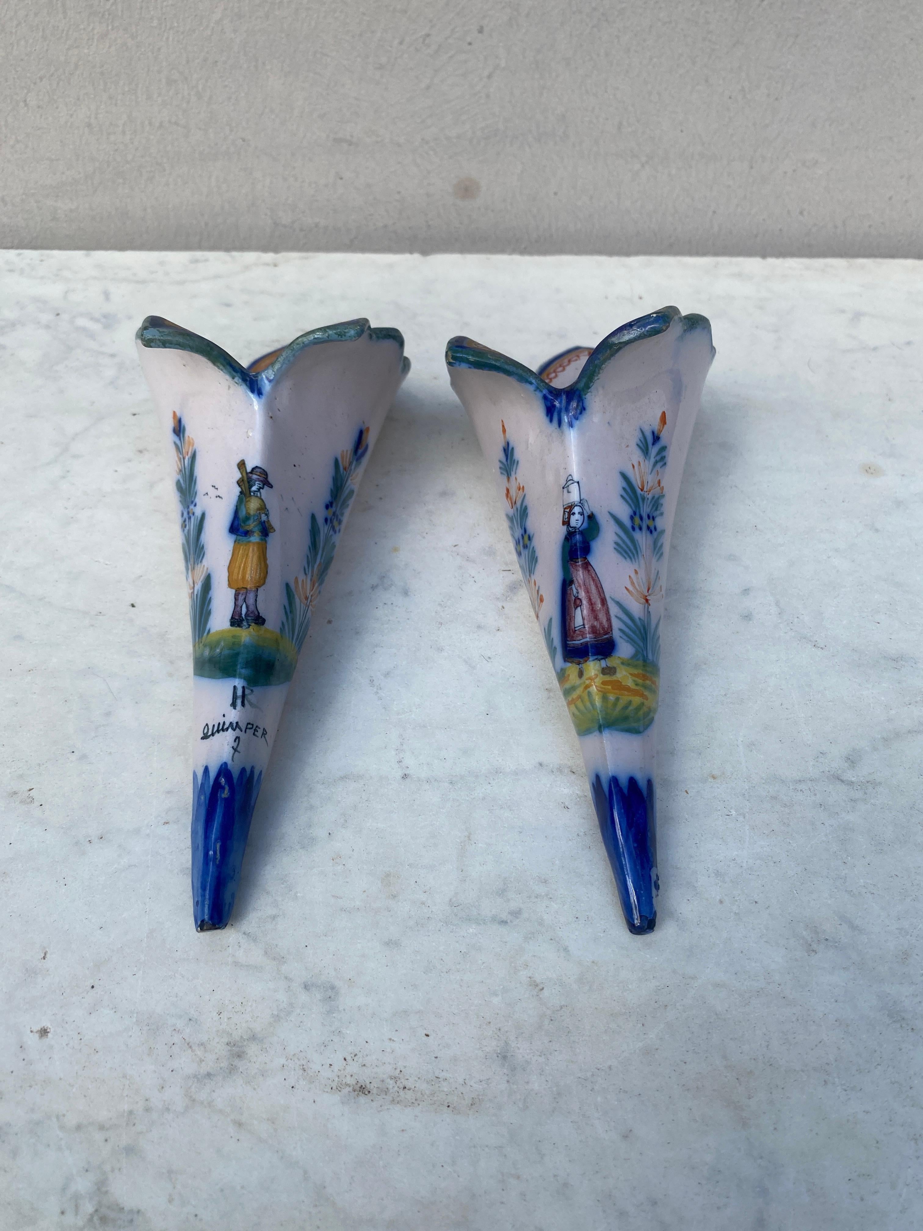 Pair of French Faience Wall Pocket Henriot Quimper For Sale 2