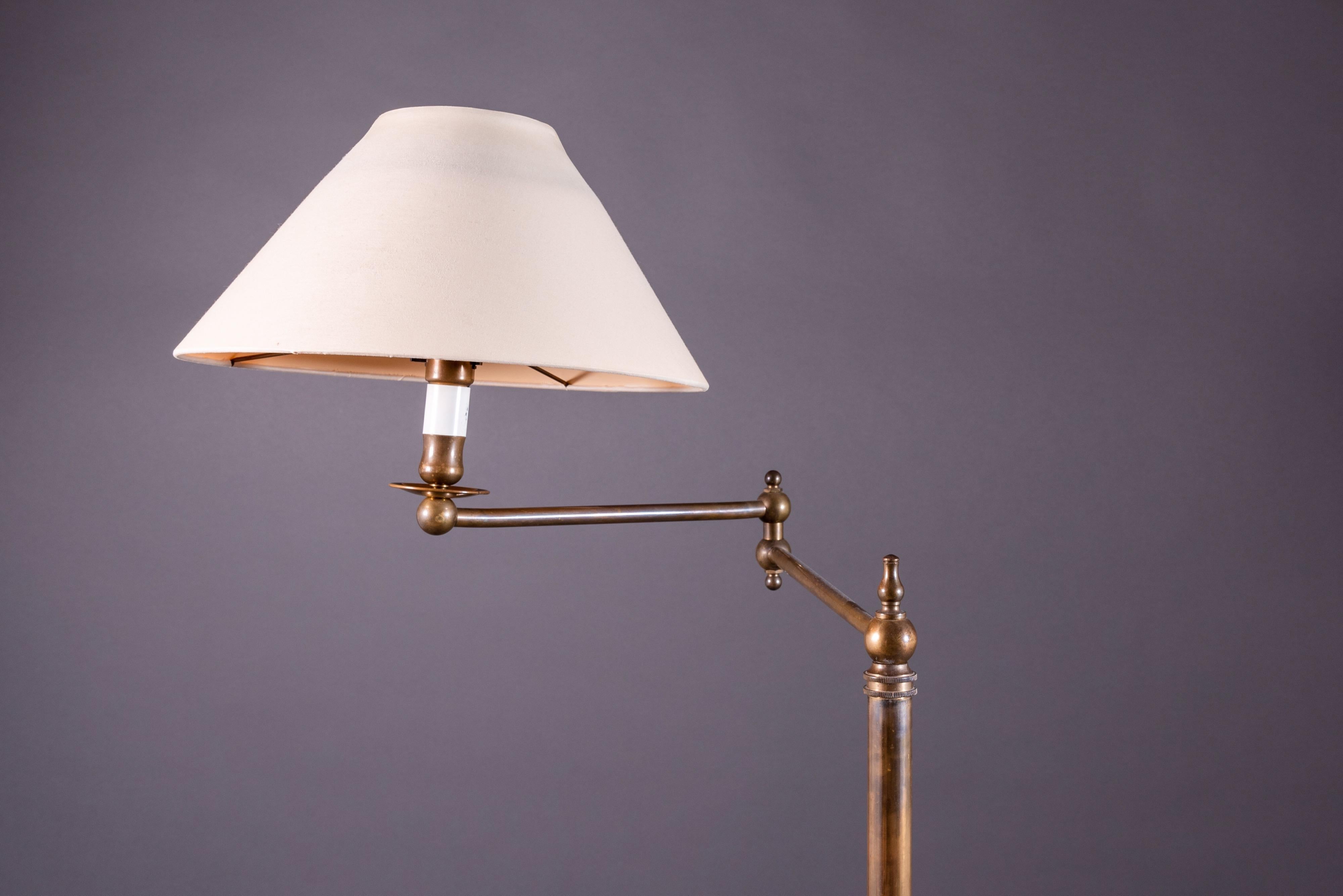 Pair of French Floor Lamps in Golden Brass 2