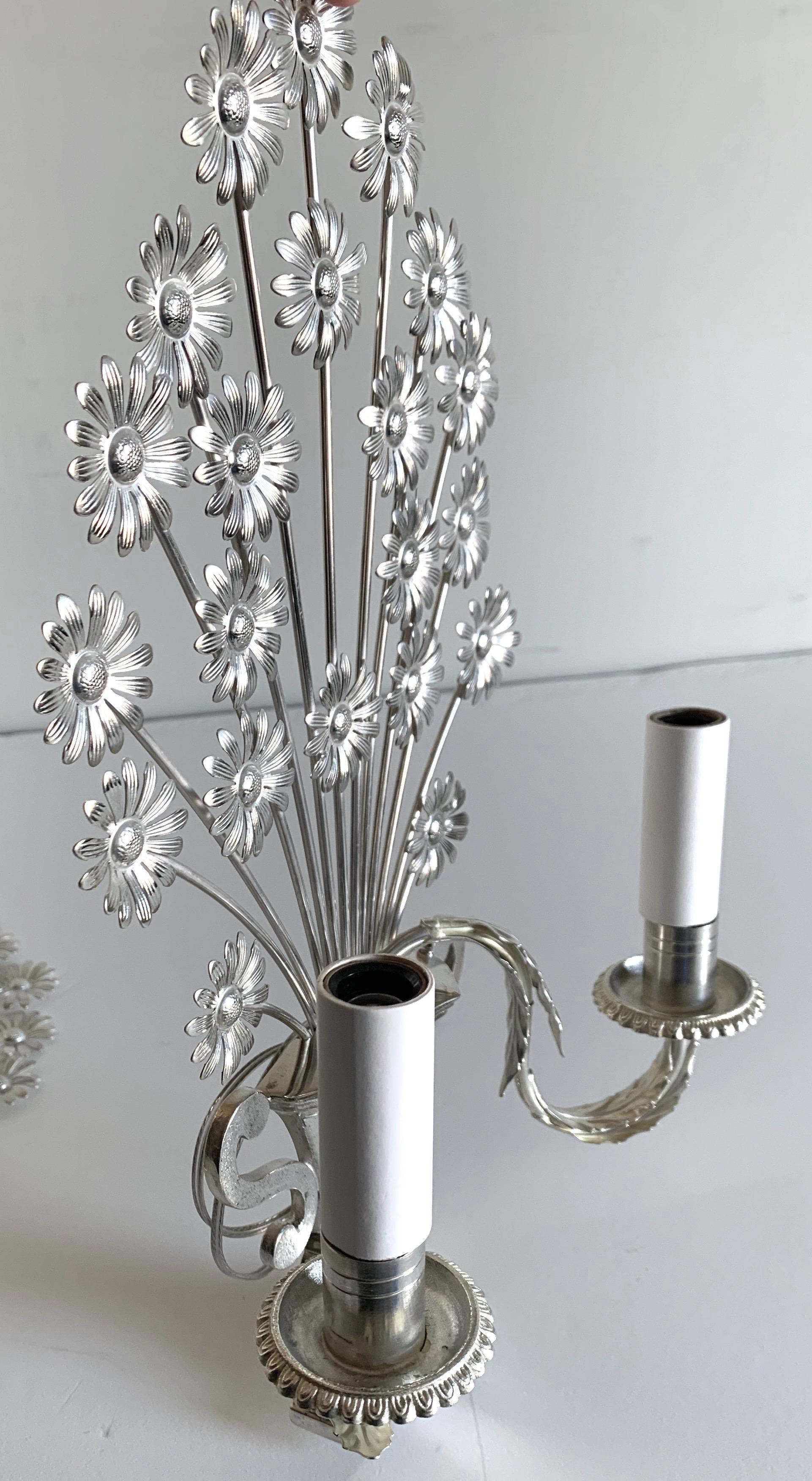 Mid-20th Century Pair of French Flower Metal Sconces For Sale
